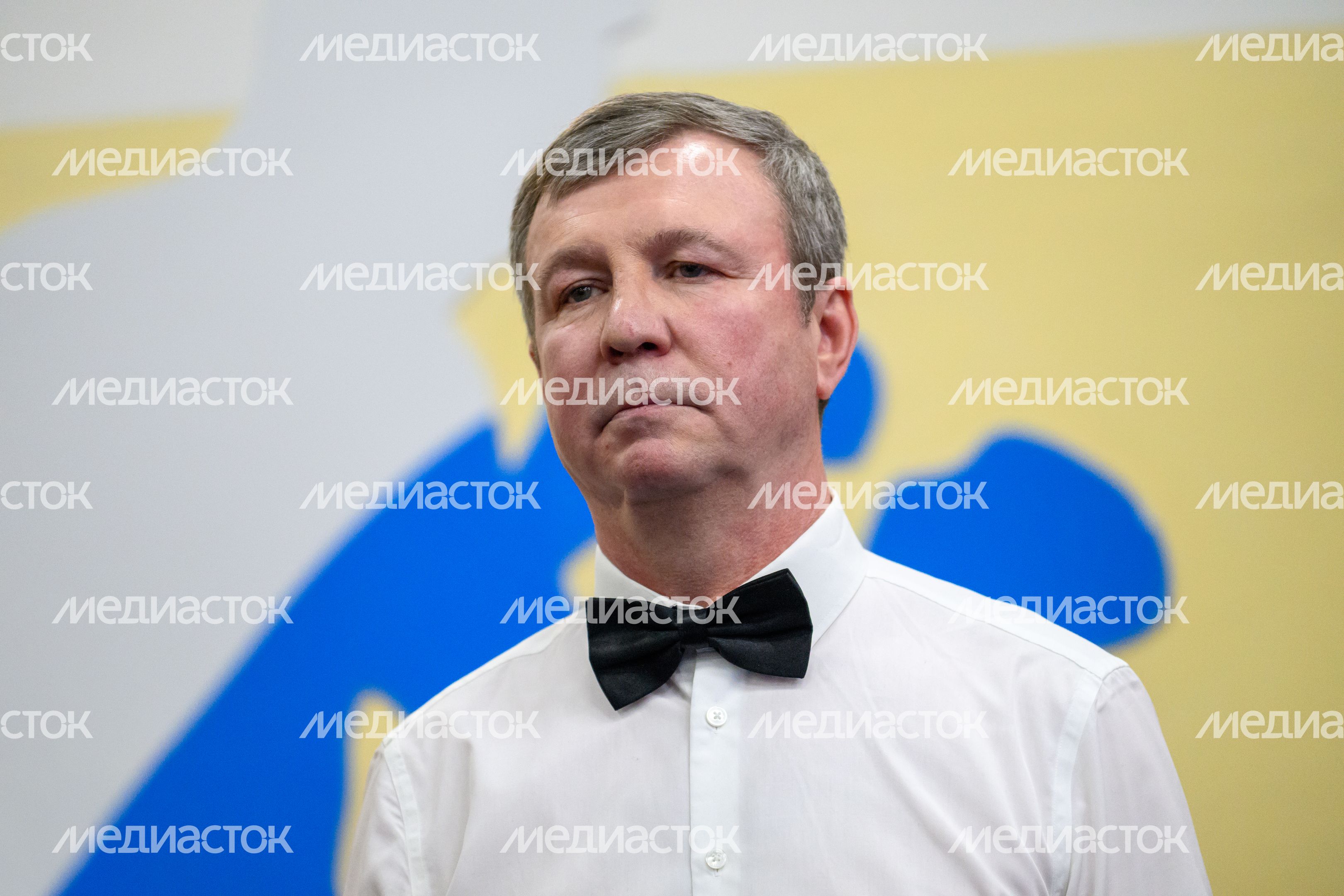 Судья соревнований по боксу в Люберцах, посвященных разгрому немецко-фашистских войск под Москвой Судья соревнований по боксу в Люберцах, посвященных разгрому немецко-фашистских войск под Москвой