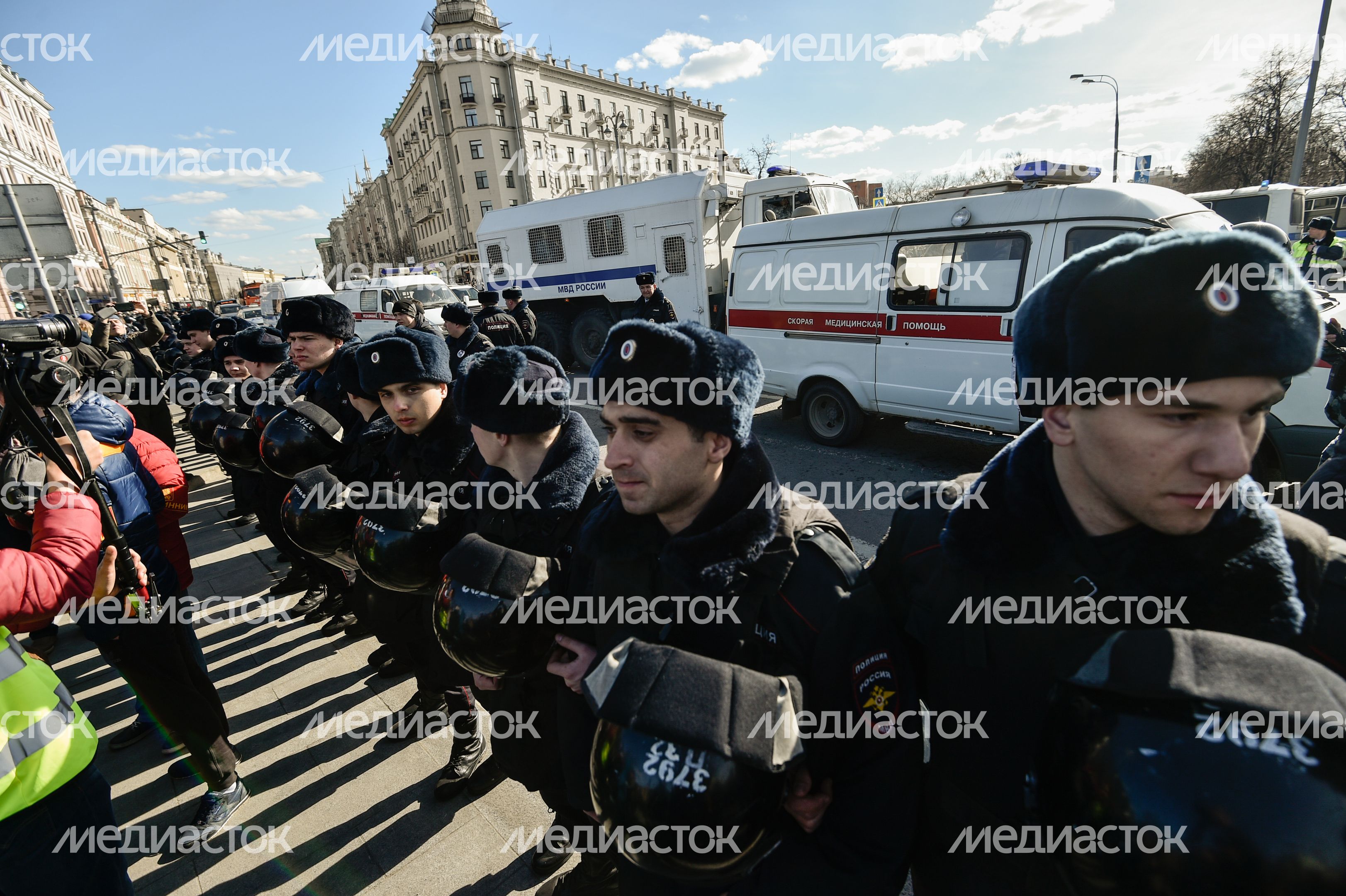 В столице прошел митинг против коррупции.