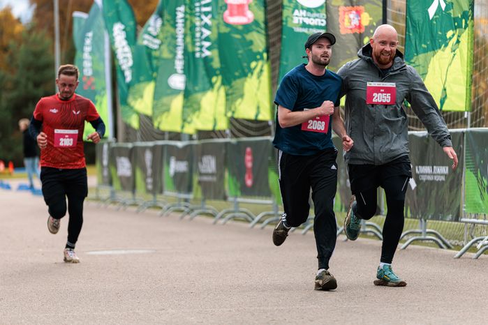 Забег Hero League Trail на 1, 5 и 10 км по пересеченной местности в Красногорске