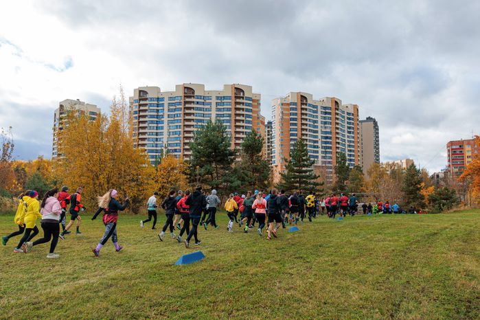 Забег Hero League Trail на 1, 5 и 10 км по пересеченной местности в Красногорске