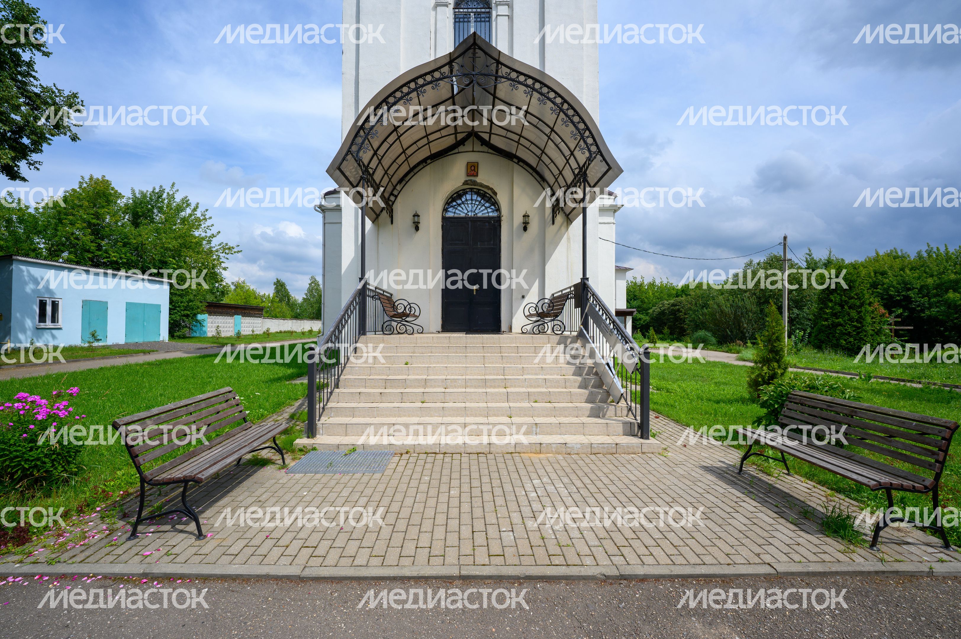 Церковь иконы Божией Матери "Знамение" в Амерево