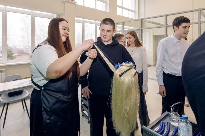 Фестиваль профессий «Путь навыков» в Бронницком автомобильно-дорожном колледже