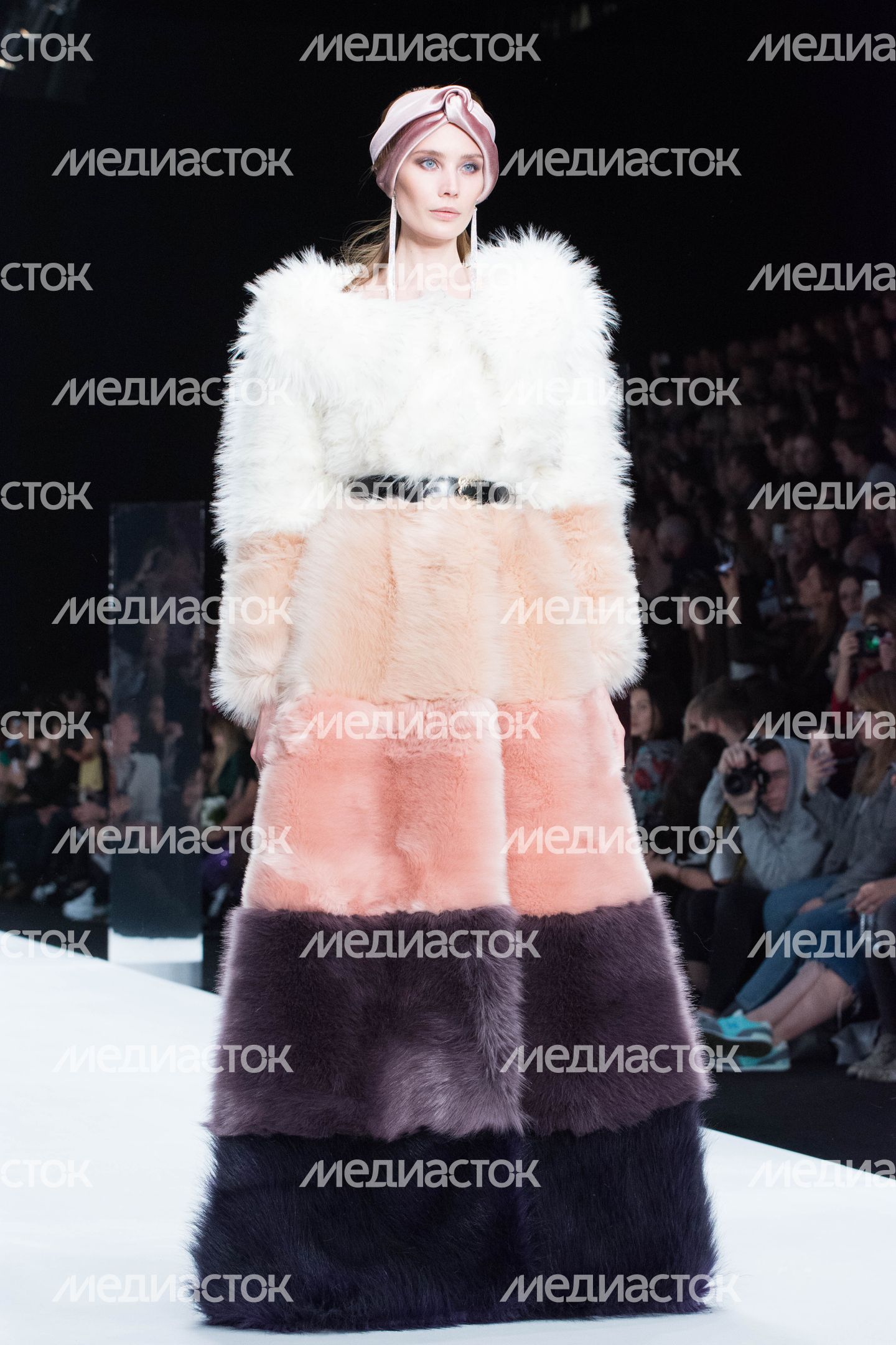 Mercedes-Benz Fashion Week в Москве, март 2018