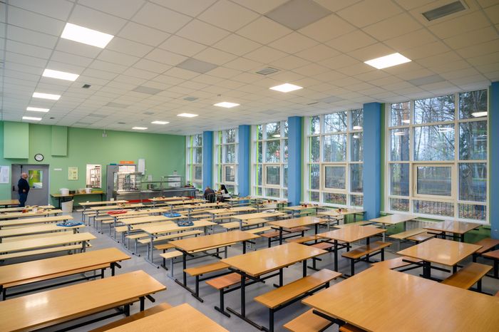 Учебный класс средней школы №21 в деревне Серково после капитального ремонта