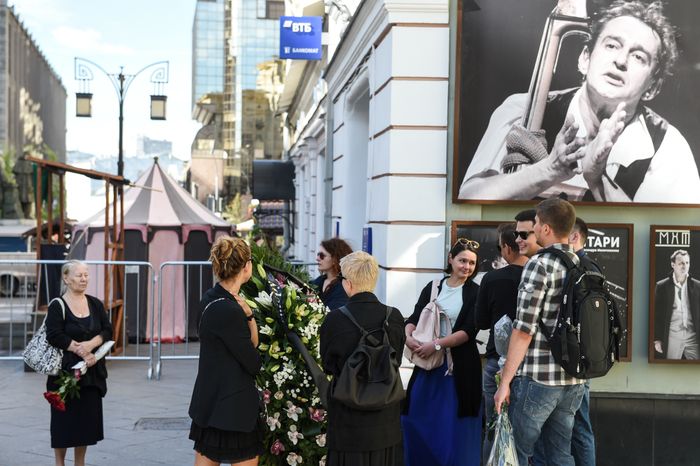 Церемония прощания с актером Дмитрием Брусникиным в Москве