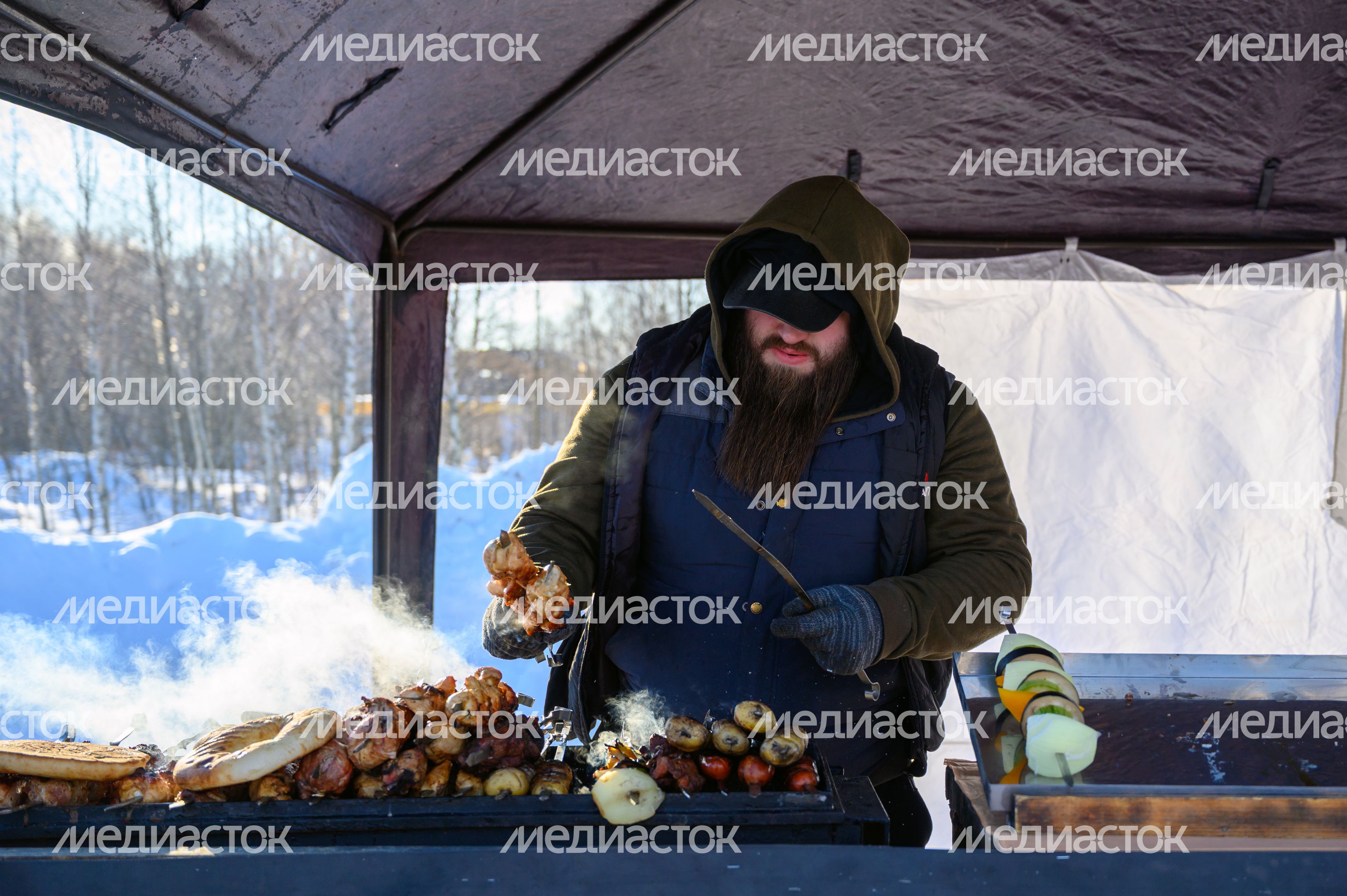 Ярмарка на гастрономическом фестивале «Русский холодец» 2026 в парке «Меленки» Павловского Посада Ярмарка на гастрономическом фестивале «Русский холодец» 2026 в парке «Меленки» Павловского Посада