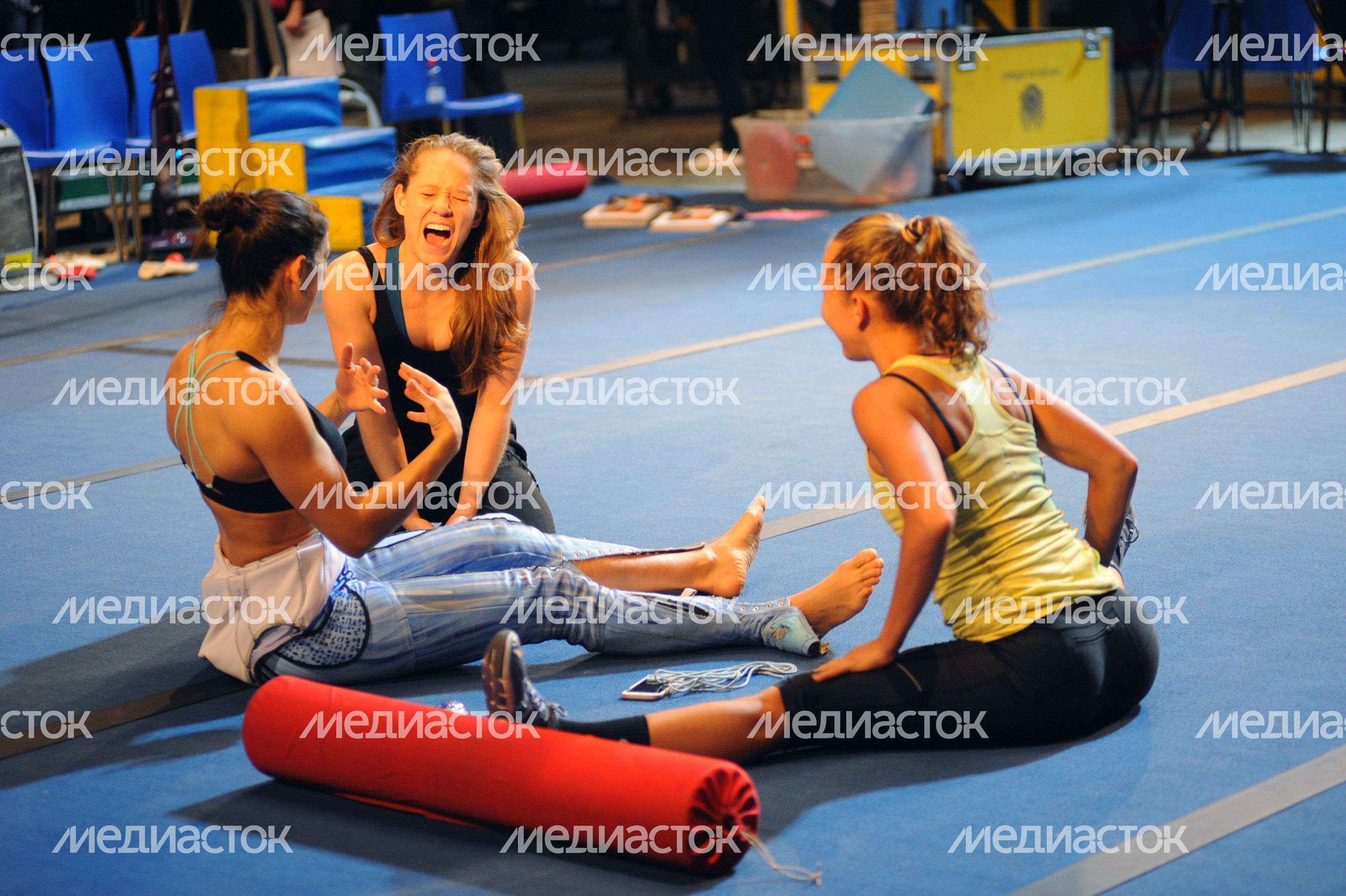 Репетиция шоу театра Cirque du Soleil Репетиция шоу театра Cirque du Soleil