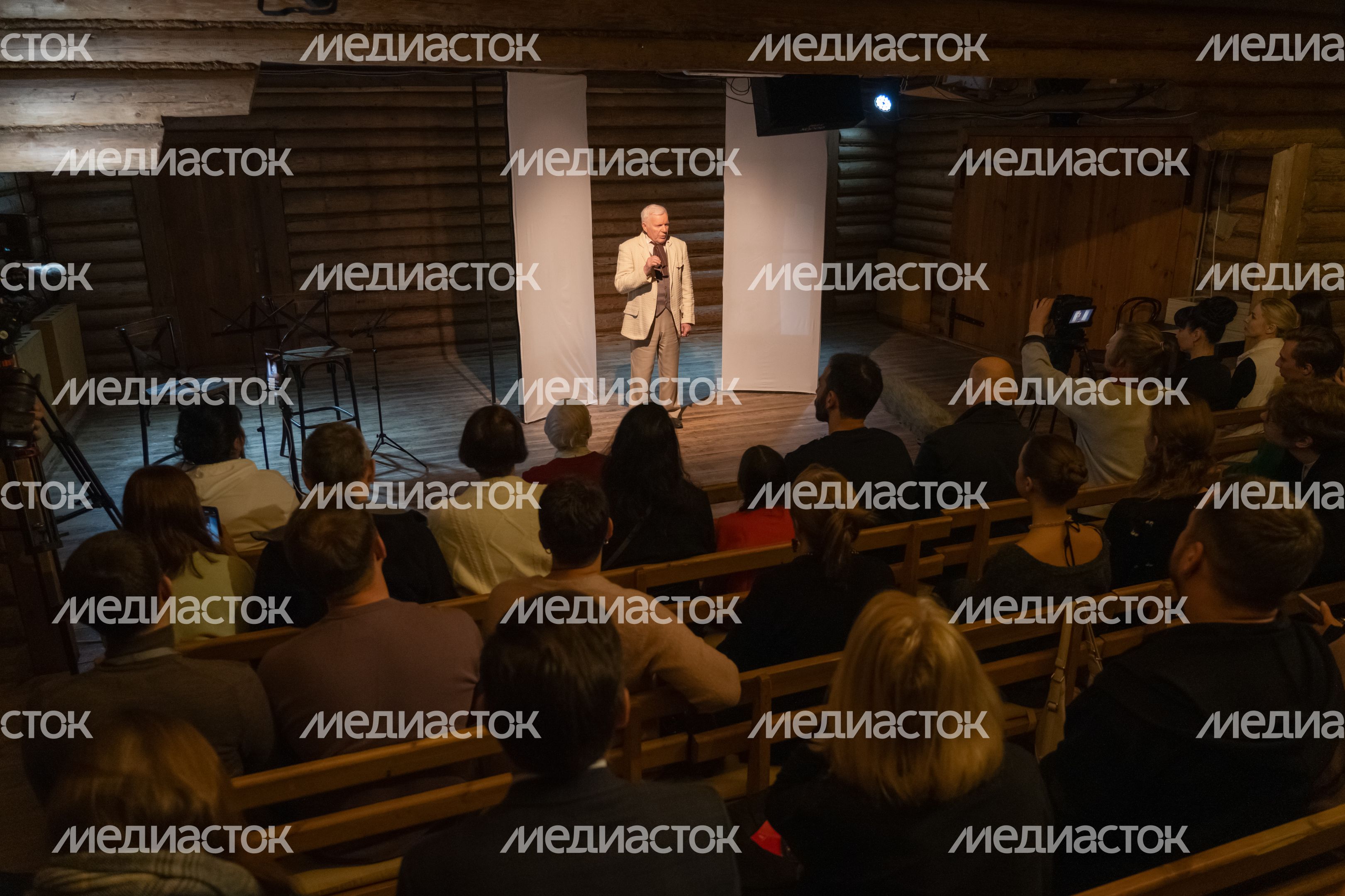 Международный конкурс чтецких работ им. А.П. Чехова в музее-заповеднике «Мелихово»
