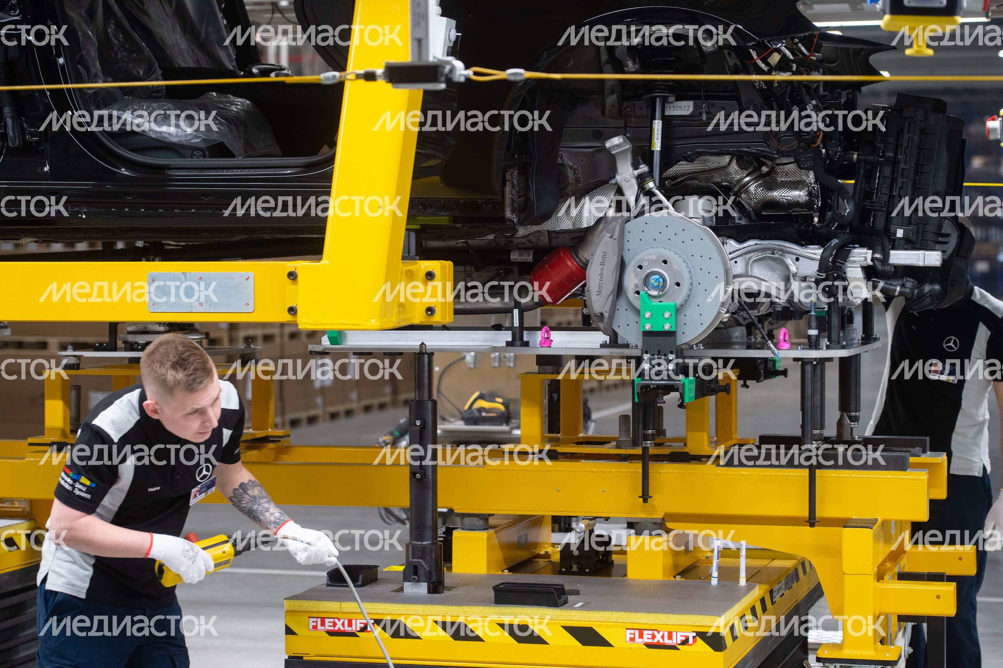 Открытие автомобильного завода Mercedes‑Benz в Подмосковье