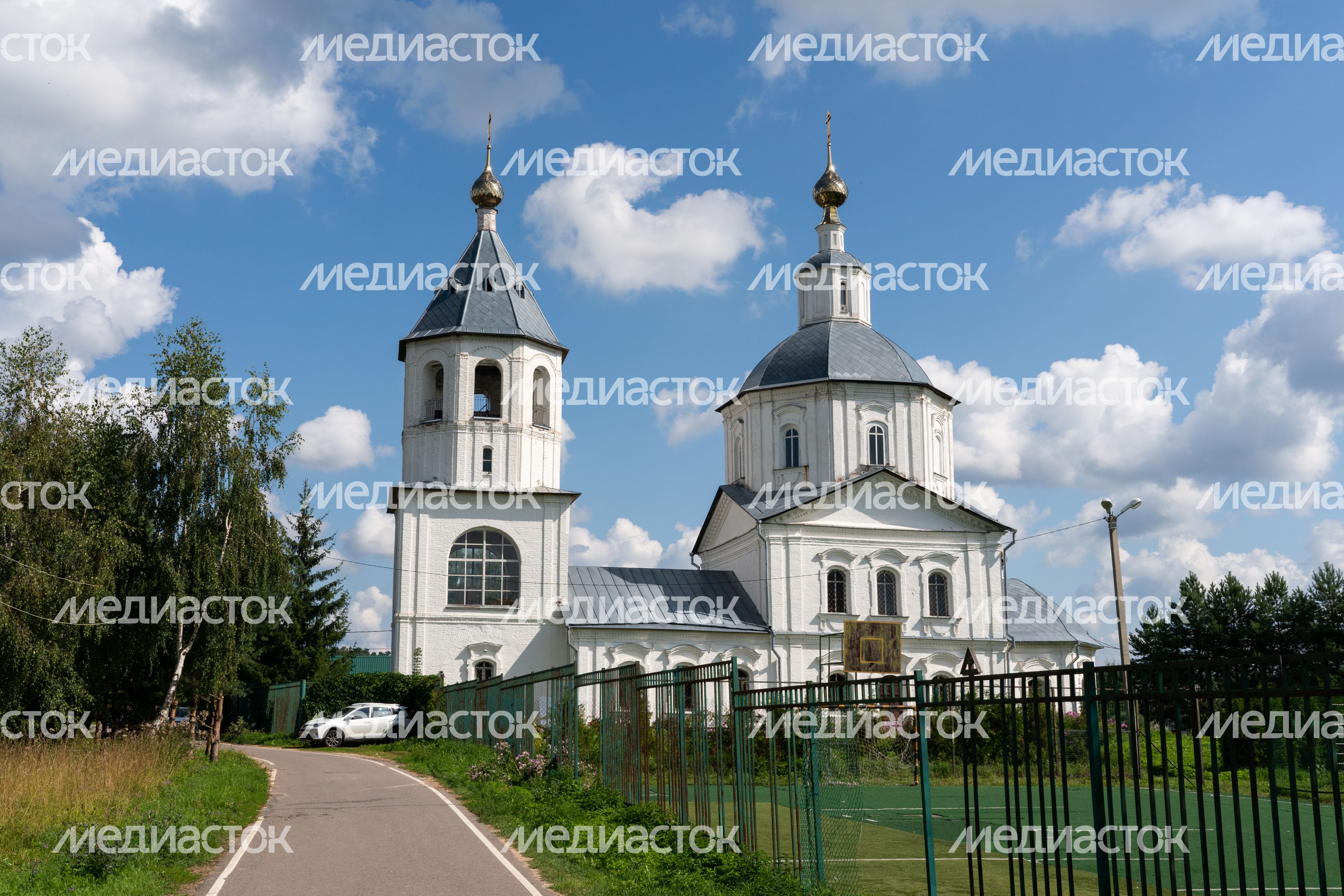 Верея. Богоявленская церковь