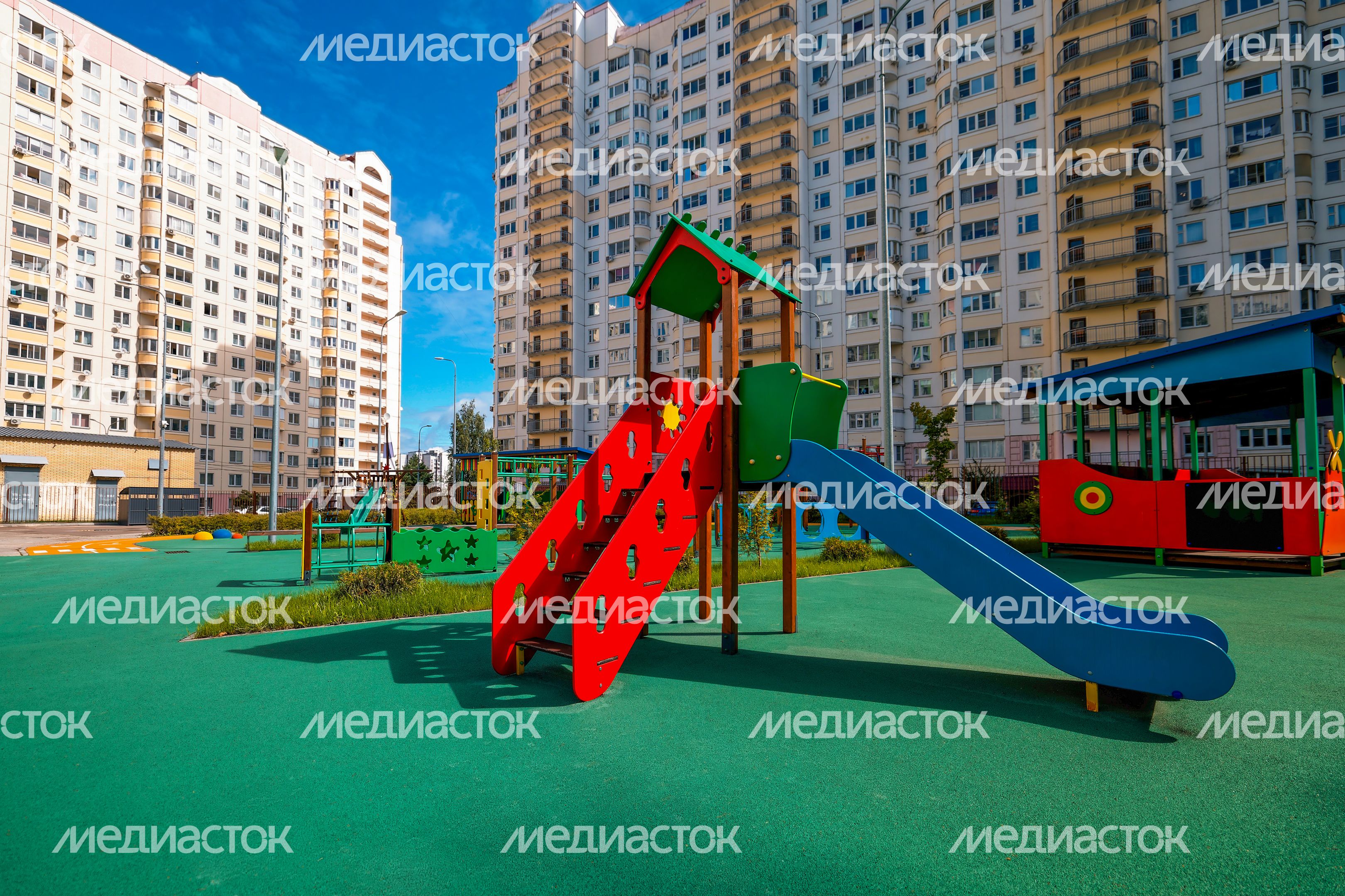 Игровая площадка в новом детском саду «Серебряные росы» в поселке Андреевка Игровая площадка в новом детском саду «Серебряные росы» в поселке Андреевка