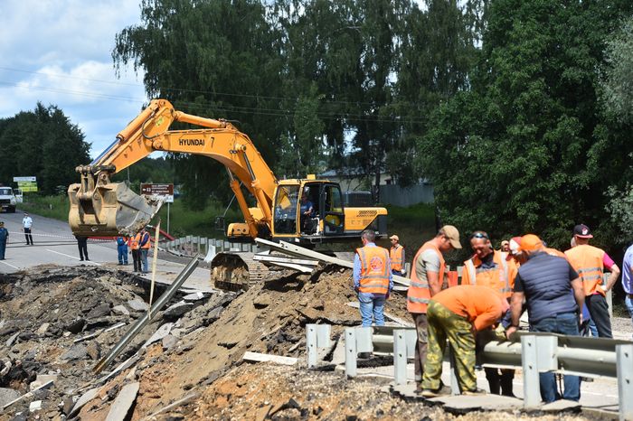 Последствия прорыва дамбы в Рузе