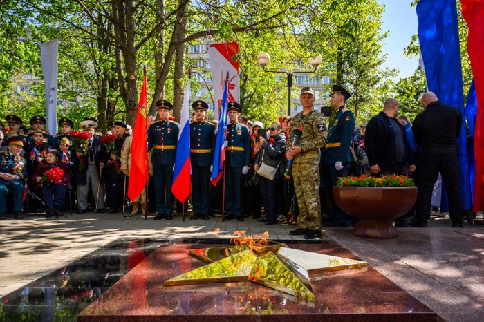 Торжественная церемония зажжения Вечного огня в Королеве