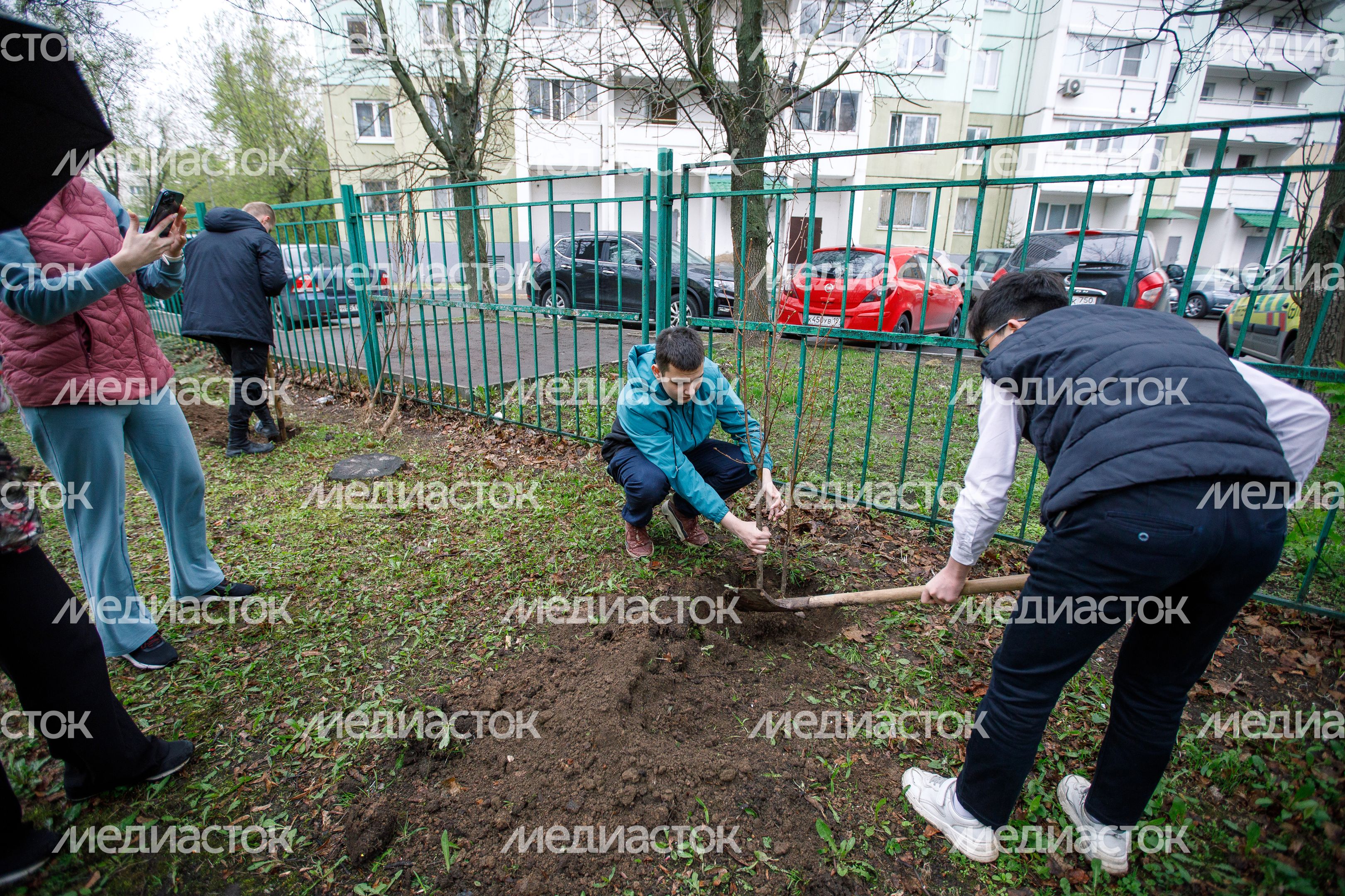 Химки. День добрых дел в СОШ «Наследие» Химки. День добрых дел в СОШ «Наследие»