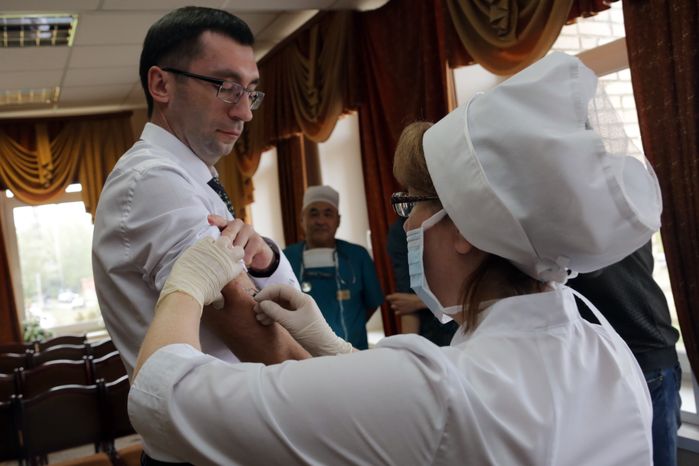 Вакцинация против гриппа в администрации Каширского района