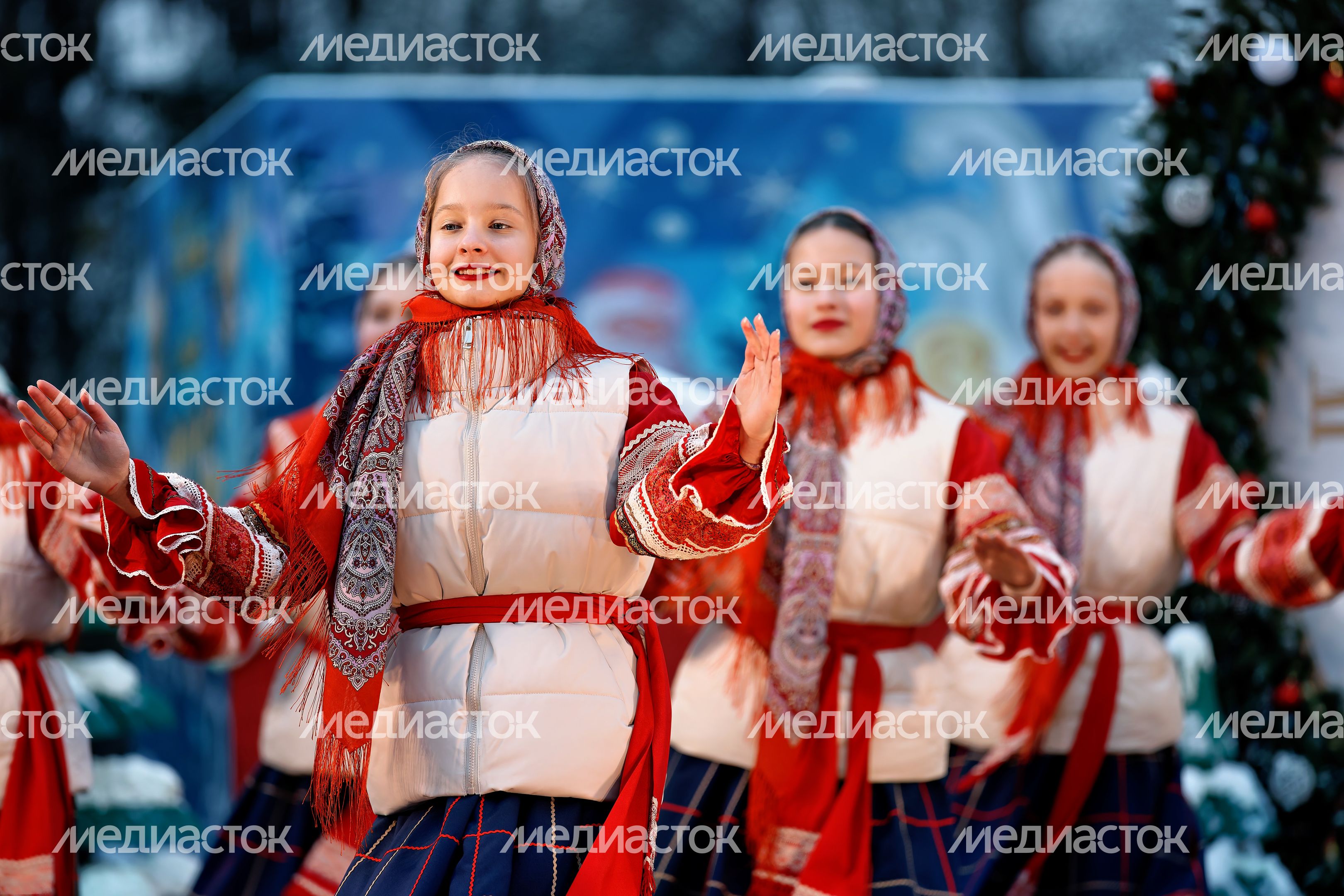 Торжественные проводы главной новогодней елки страны в Москву Торжественные проводы главной новогодней елки страны в Москву
