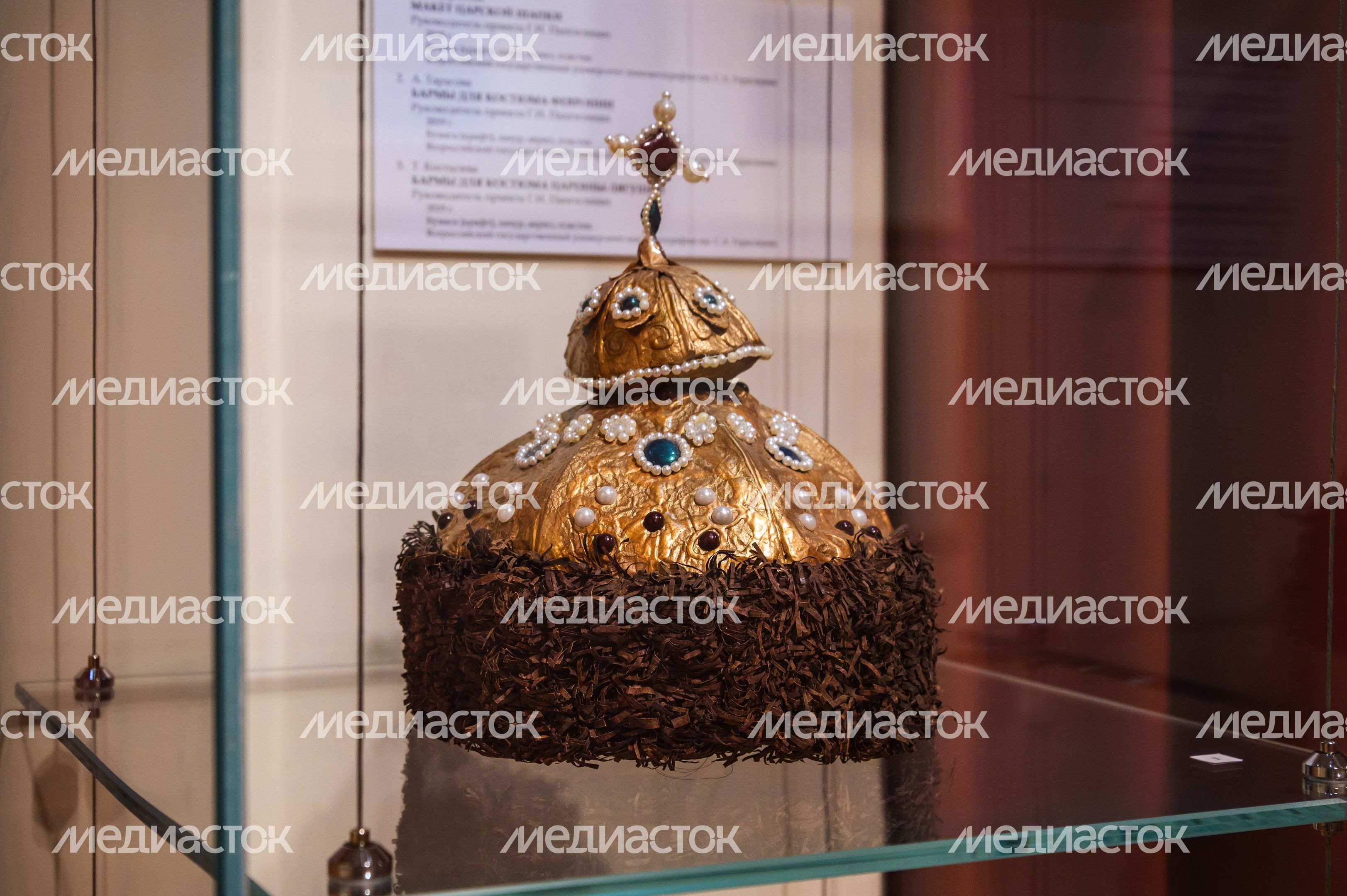 Выставка «Недосказки» в государственном музее-заповеднике «Зарайский кремль» Выставка «Недосказки» в государственном музее-заповеднике «Зарайский кремль»