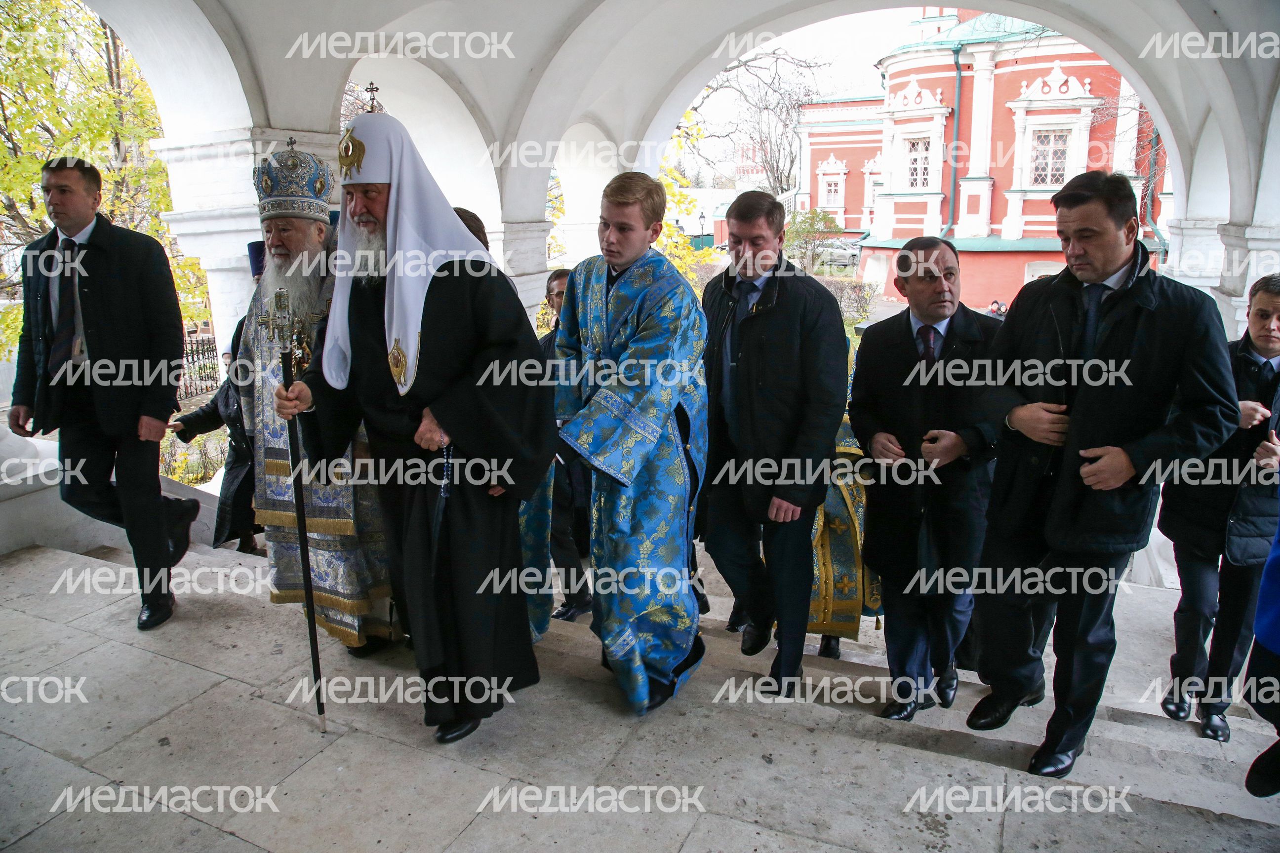 Праздник Иверской иконы Божией Матери в Новодевичьем монастыре Праздник Иверской иконы Божией Матери в Новодевичьем монастыре