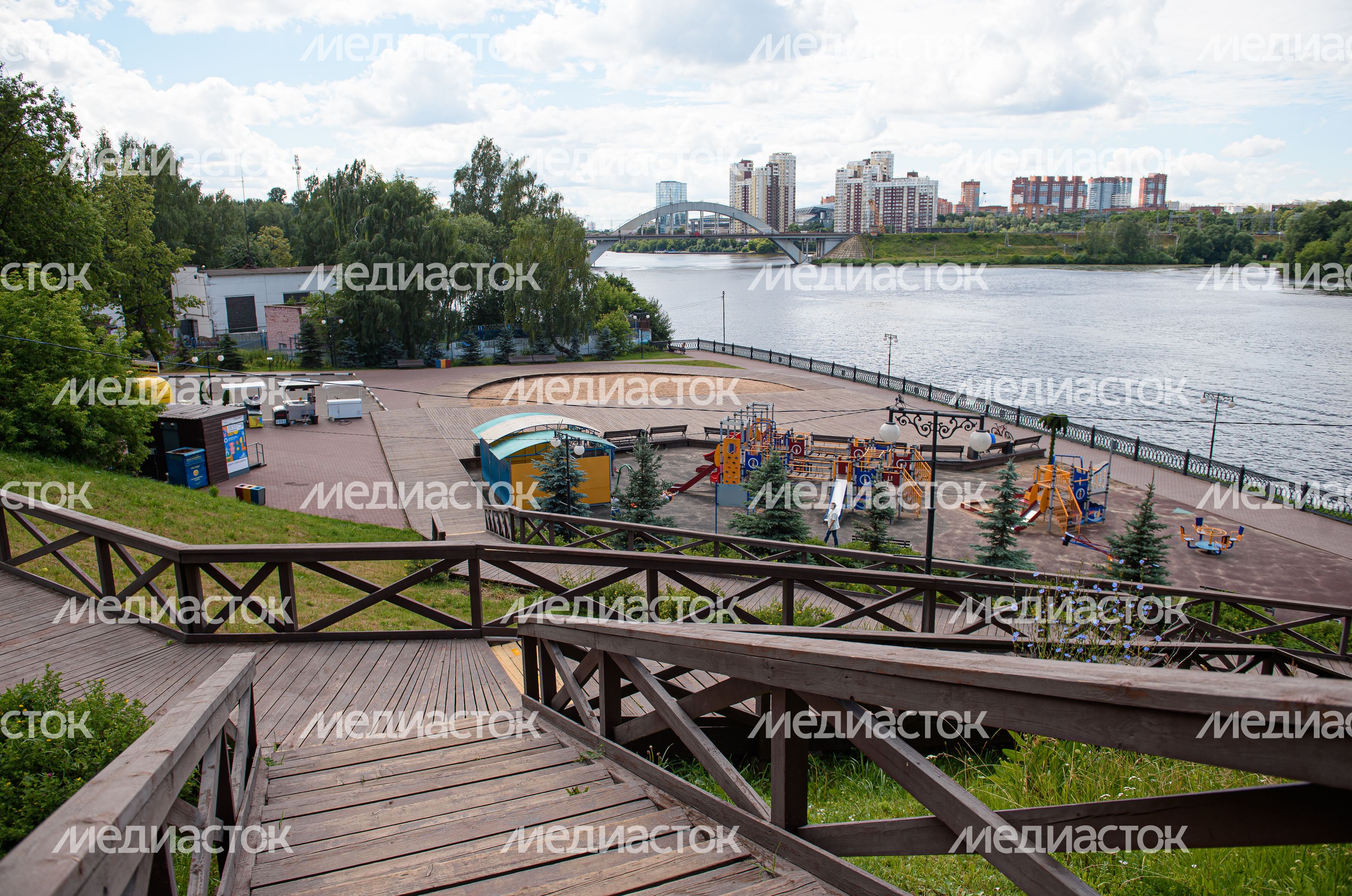 Летние виды Парка Экоберег
