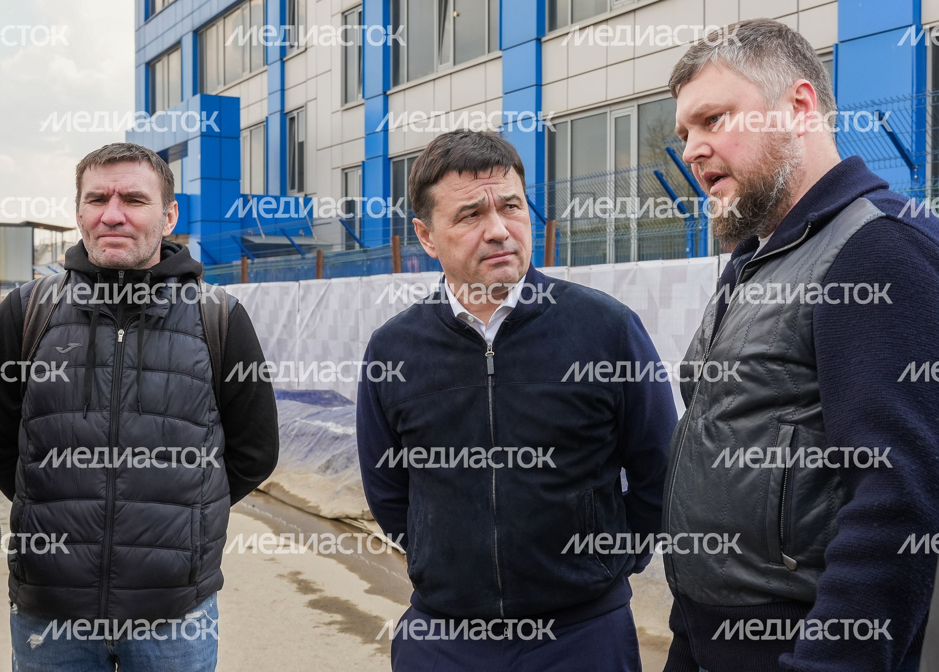 Проверка строительства пешеходного перехода в Люберцах Губернатором Подмосковья