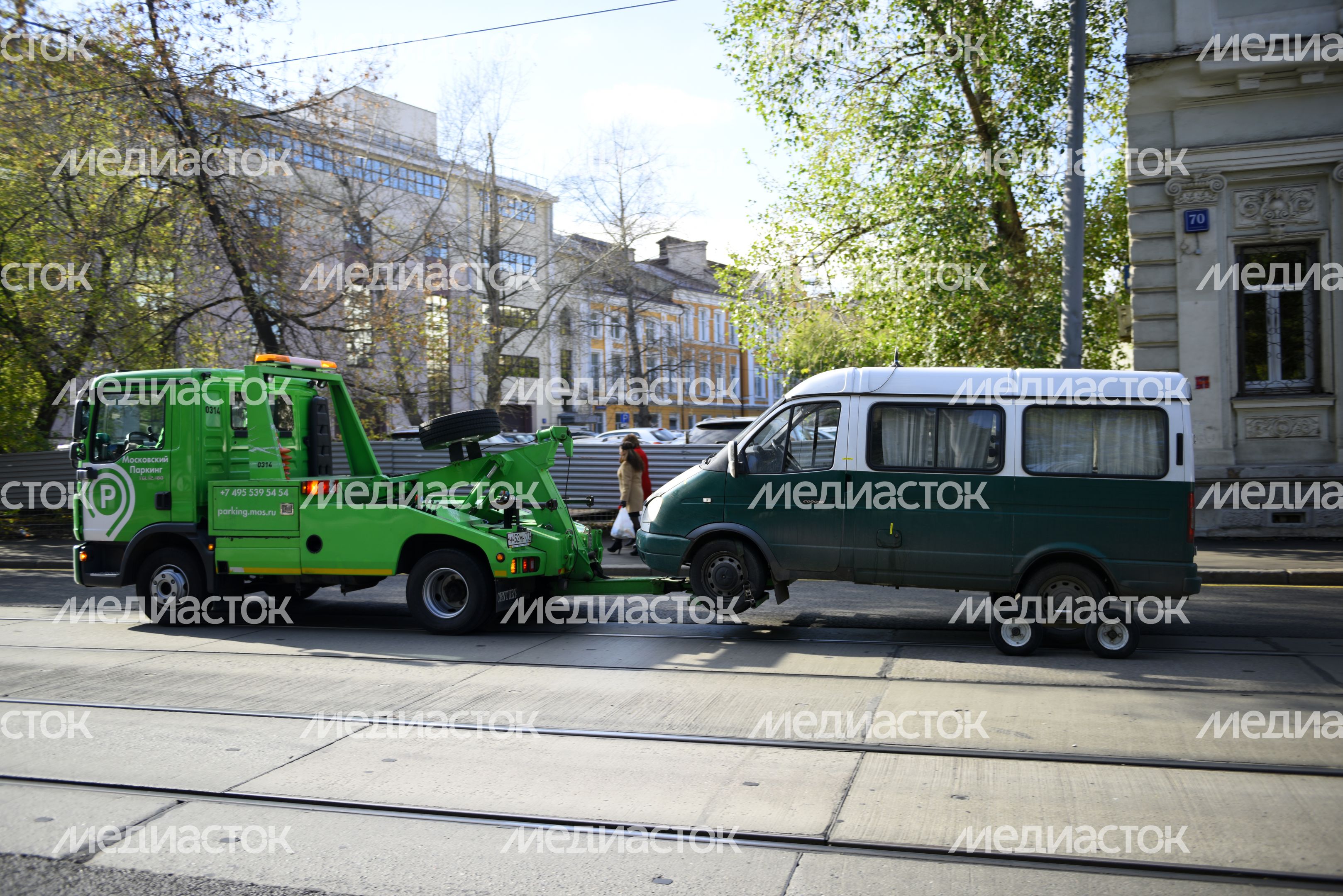 Эвакуатор на улице Бауманская в Москве
