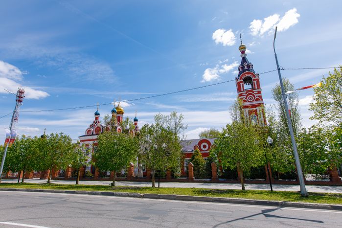 Церковь Михаила Архангела в Талдоме Московской области