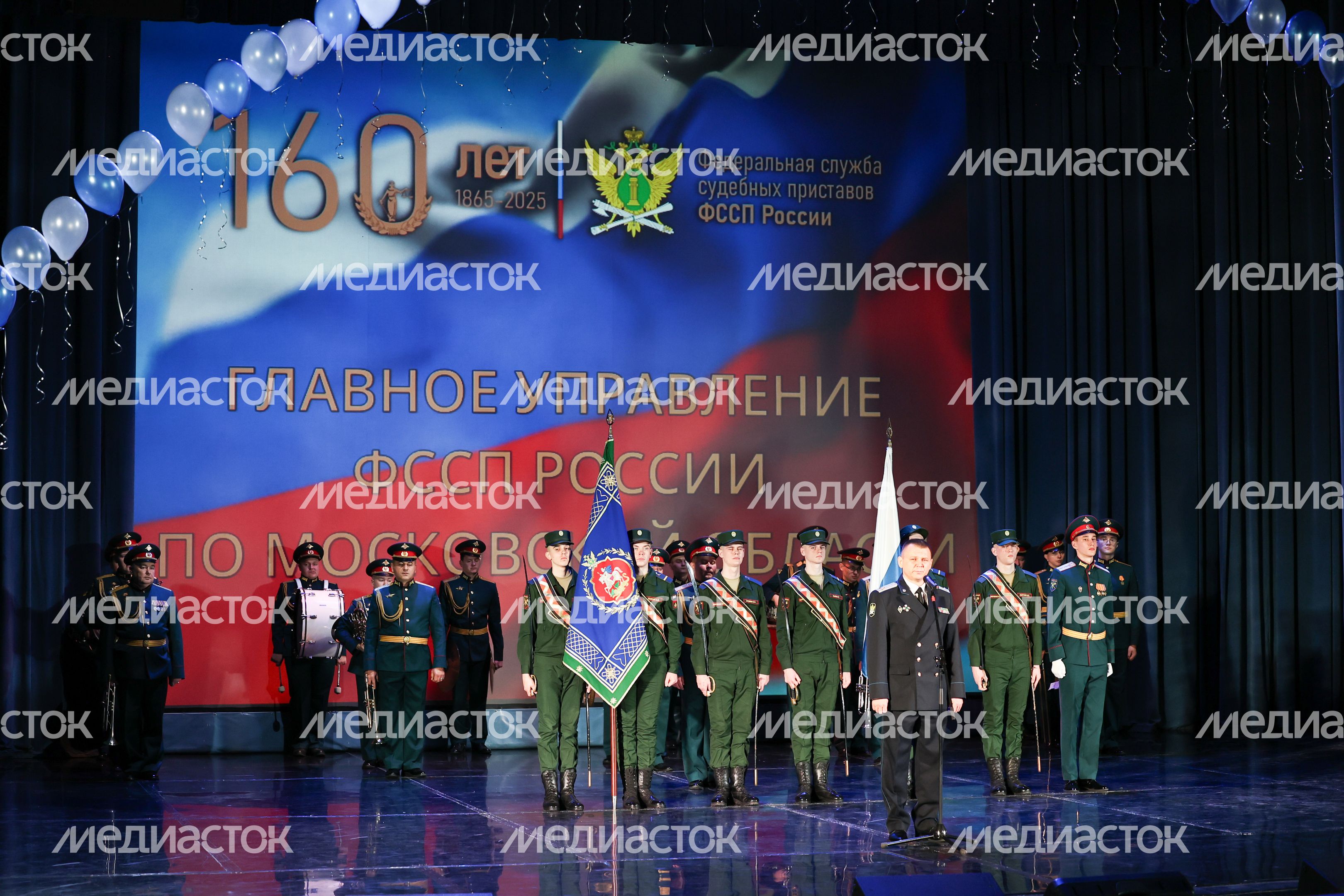 Судебных приставов поздравили с профессиональным праздником Судебных приставов поздравили с профессиональным праздником