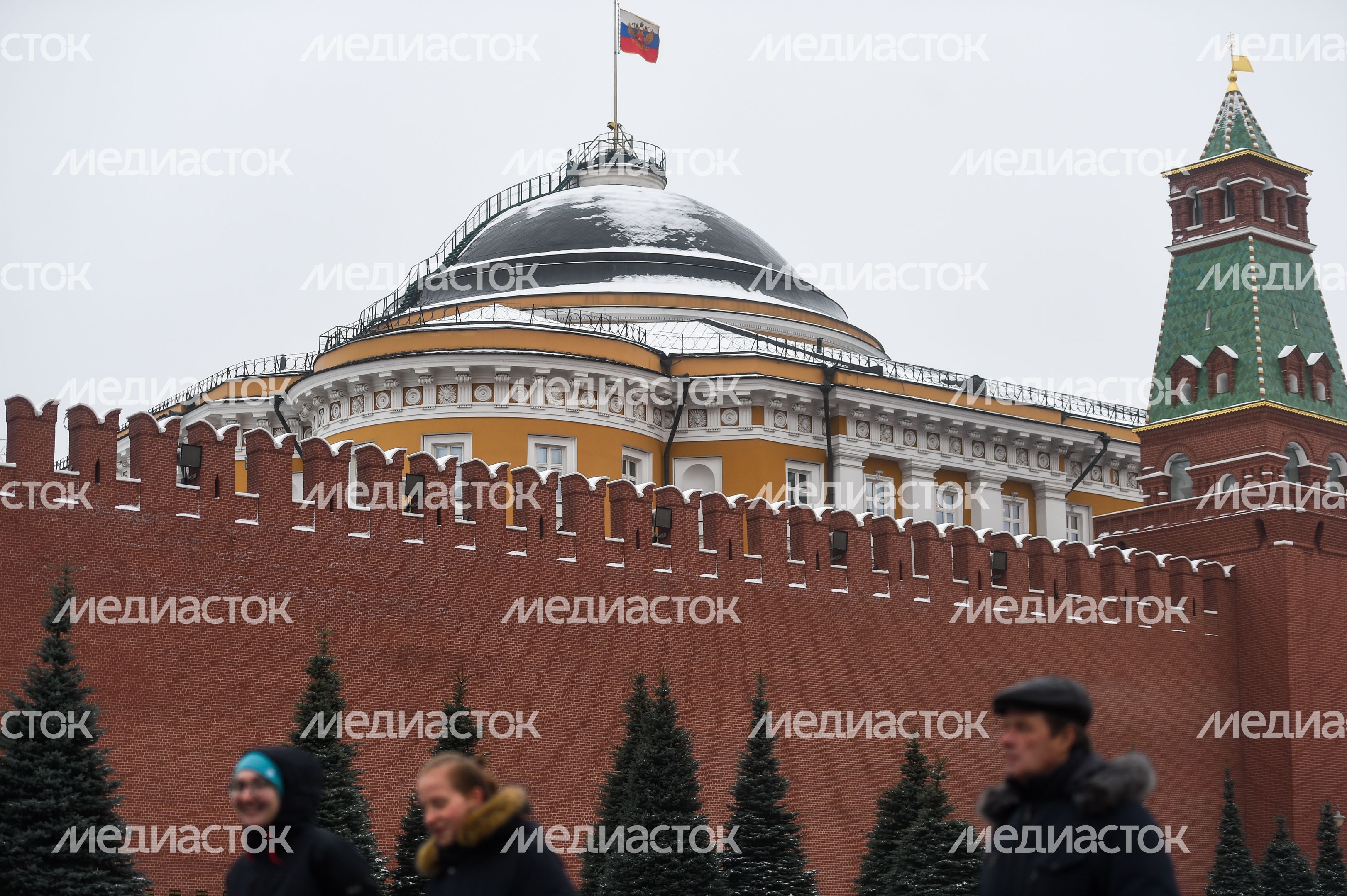 Последстивя сильного снегопада в Москве