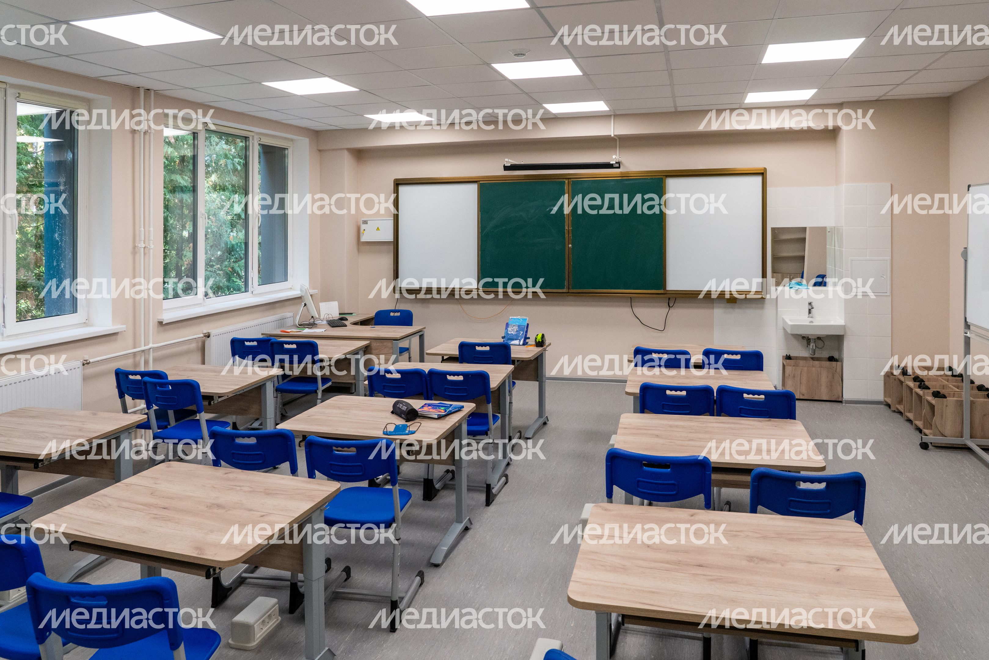 Учебный класс в лицее города Истра после капитального ремонта Учебный класс в лицее города Истра после капитального ремонта