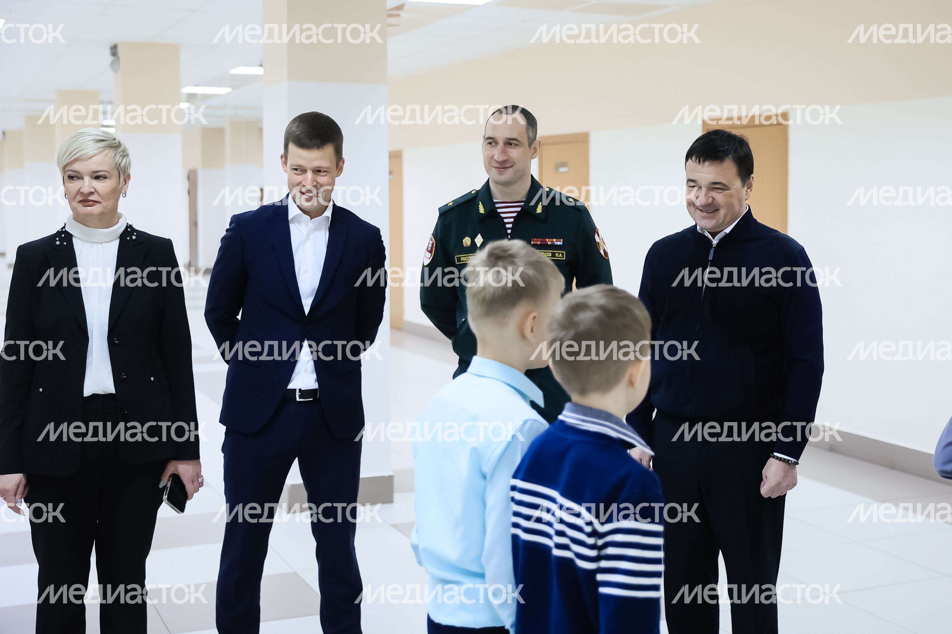 Встреча Губернатора Подмосковья со школьниками из Балашихи, чьи близкие находятся в зоне СВО