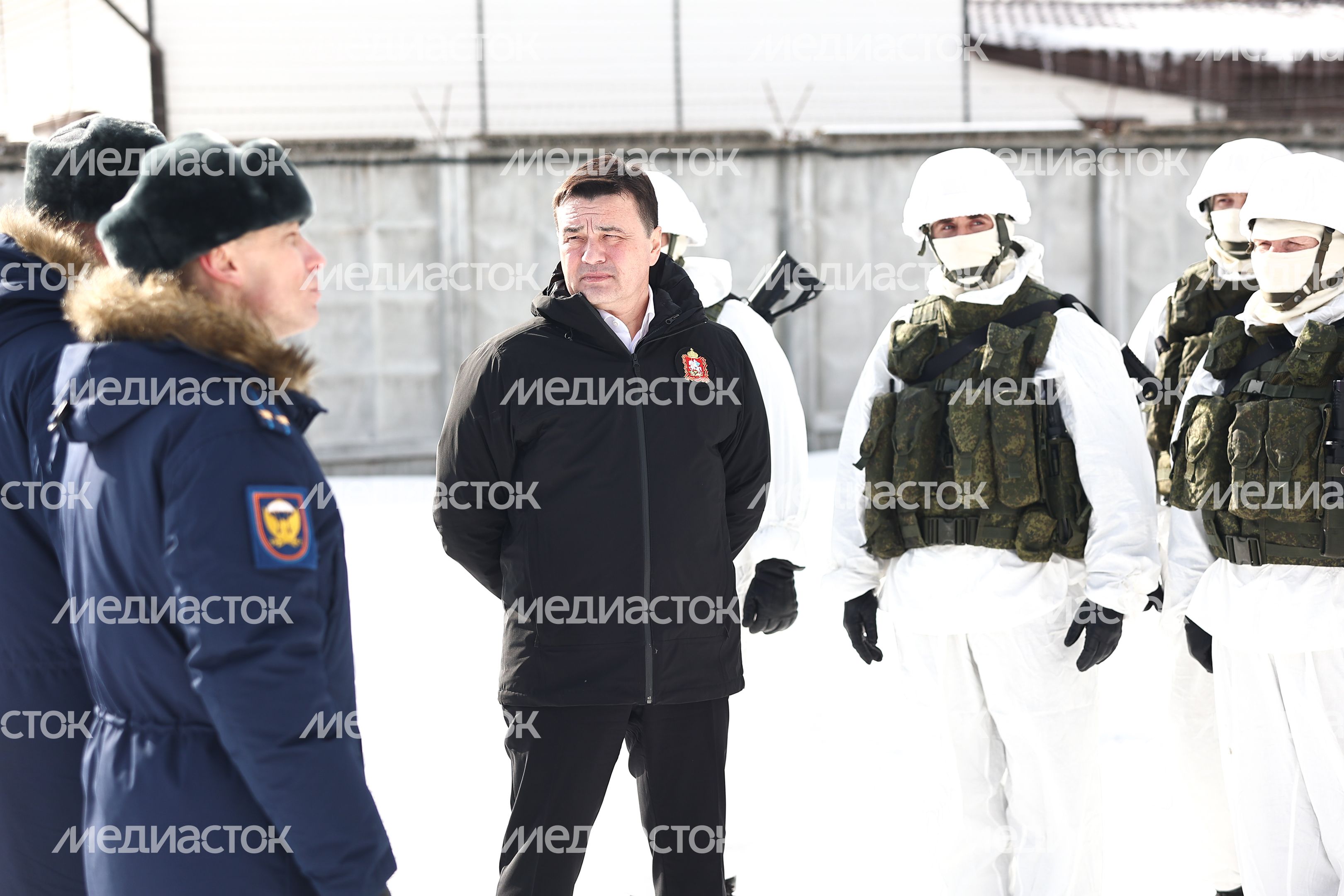 Поздравление с Международным женским днем связисток ВДВ Губернатором Подмосковья Поздравление с Международным женским днем связисток ВДВ Губернатором Подмосковья