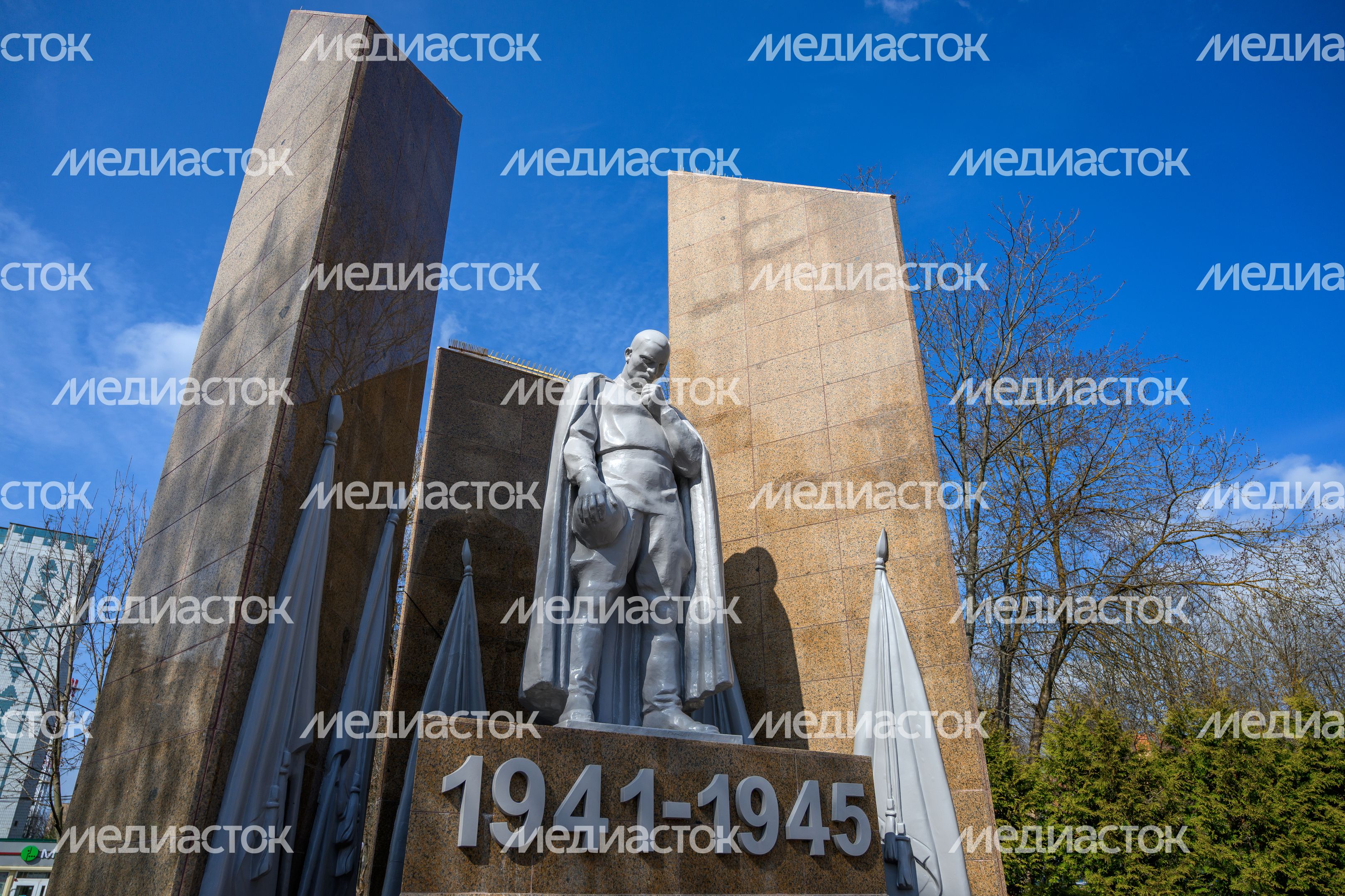 Мемориал Воинской славы «Воин-освободитель» в микрорайоне Пироговский округа Мытищи Мемориал Воинской славы «Воин-освободитель» в микрорайоне Пироговский округа Мытищи