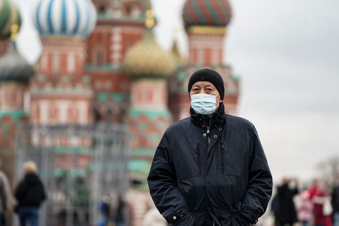 Повседневная жизнь в Москве в период введения ограничительных мер  в связи с ухудшением ситуации с коронавирусом