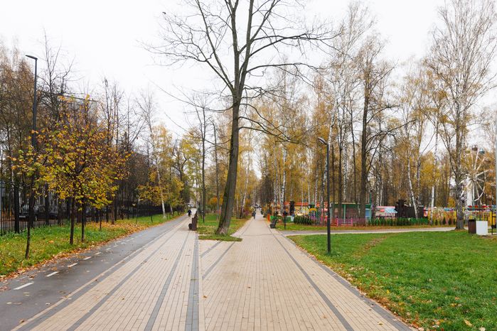 Центральный парк культуры и отдыха города Пушкино осенью