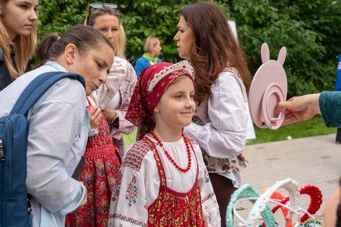 Мастер-классы для детей и взрослых на народном празднике Яблочный Спас в Яблоневом сквере Красногорска