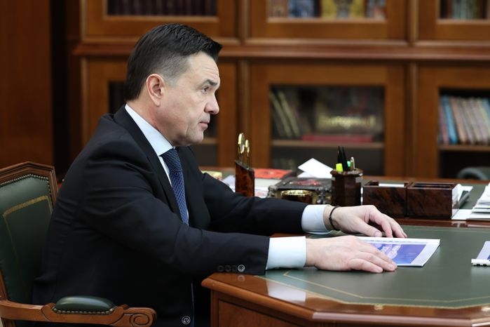 Андрей Воробьев обсудил развитие Орехово-Зуевского округа с его главой Русланом Заголовацким