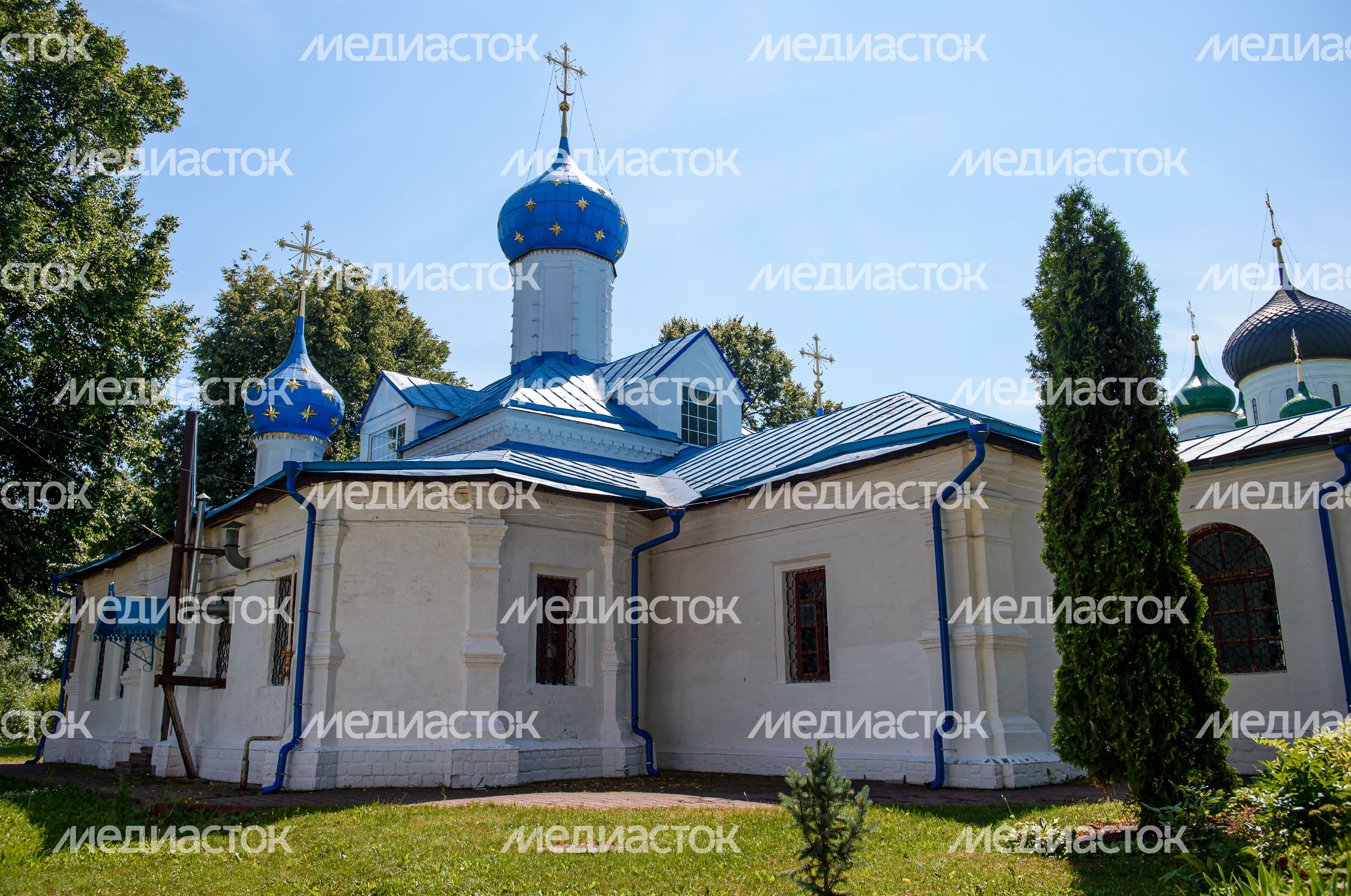 Летние виды Феодоровского женского монастыря