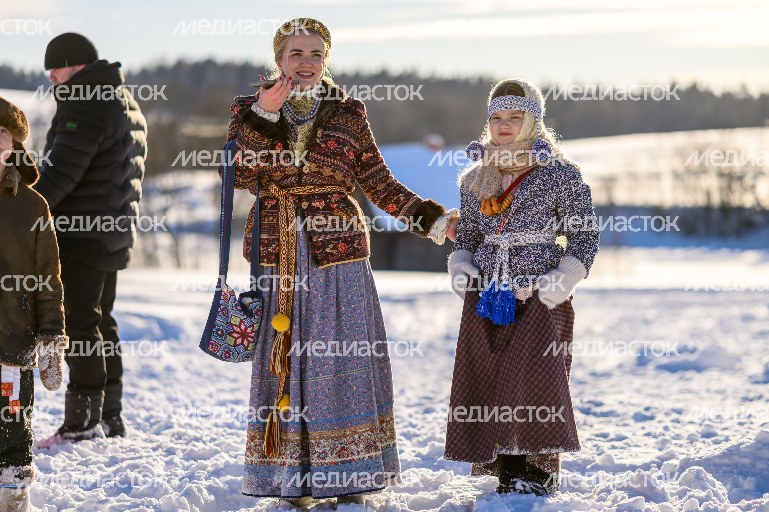 Народные гулянья на Масленице в Мураново Народные гулянья на Масленице в Мураново