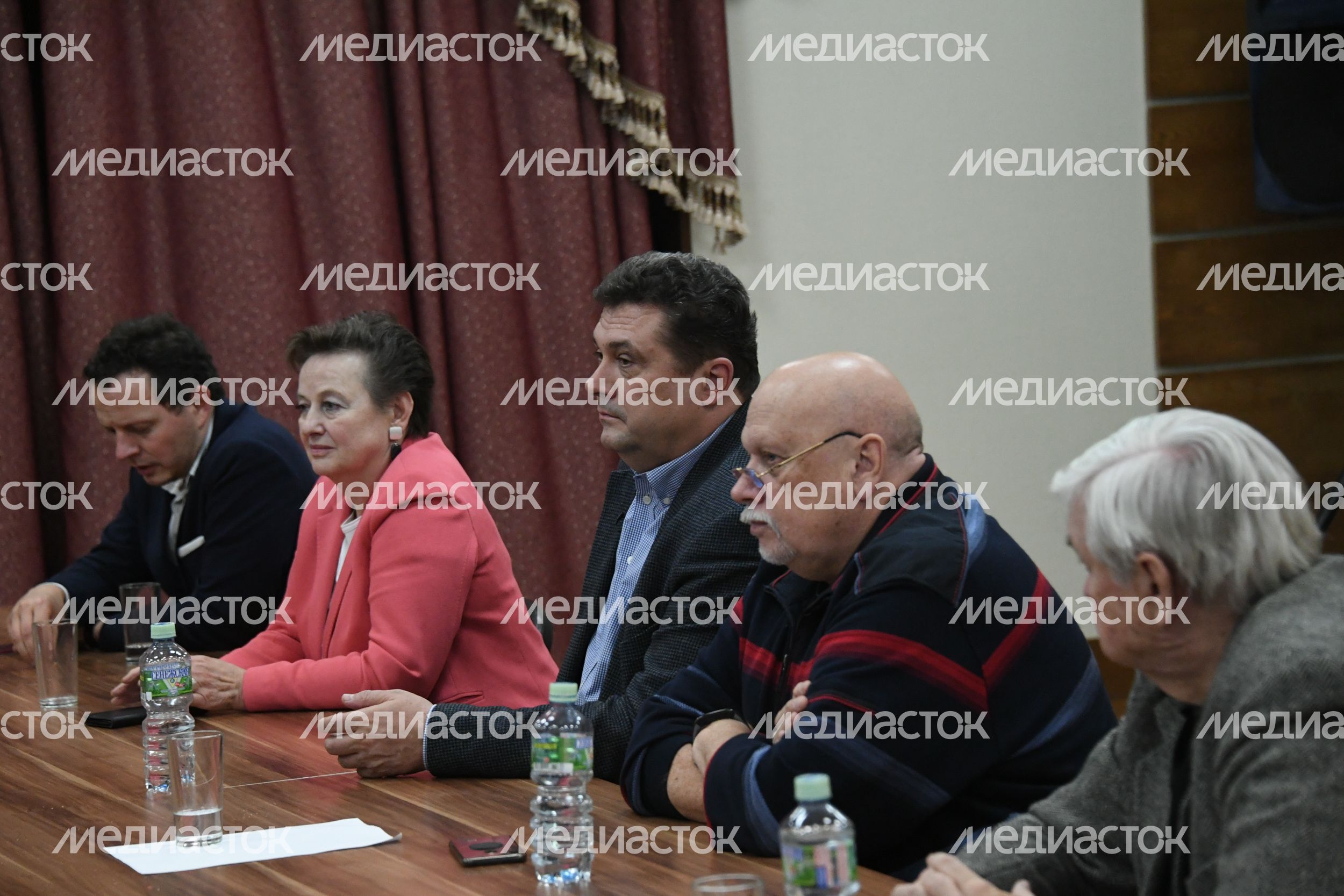 Поздравление Анастасией Звягиной лауреатов XХIII открытого фестиваля телекомпаний Подмосковья «Братина» Поздравление Анастасией Звягиной лауреатов XХIII открытого фестиваля телекомпаний Подмосковья «Братина»