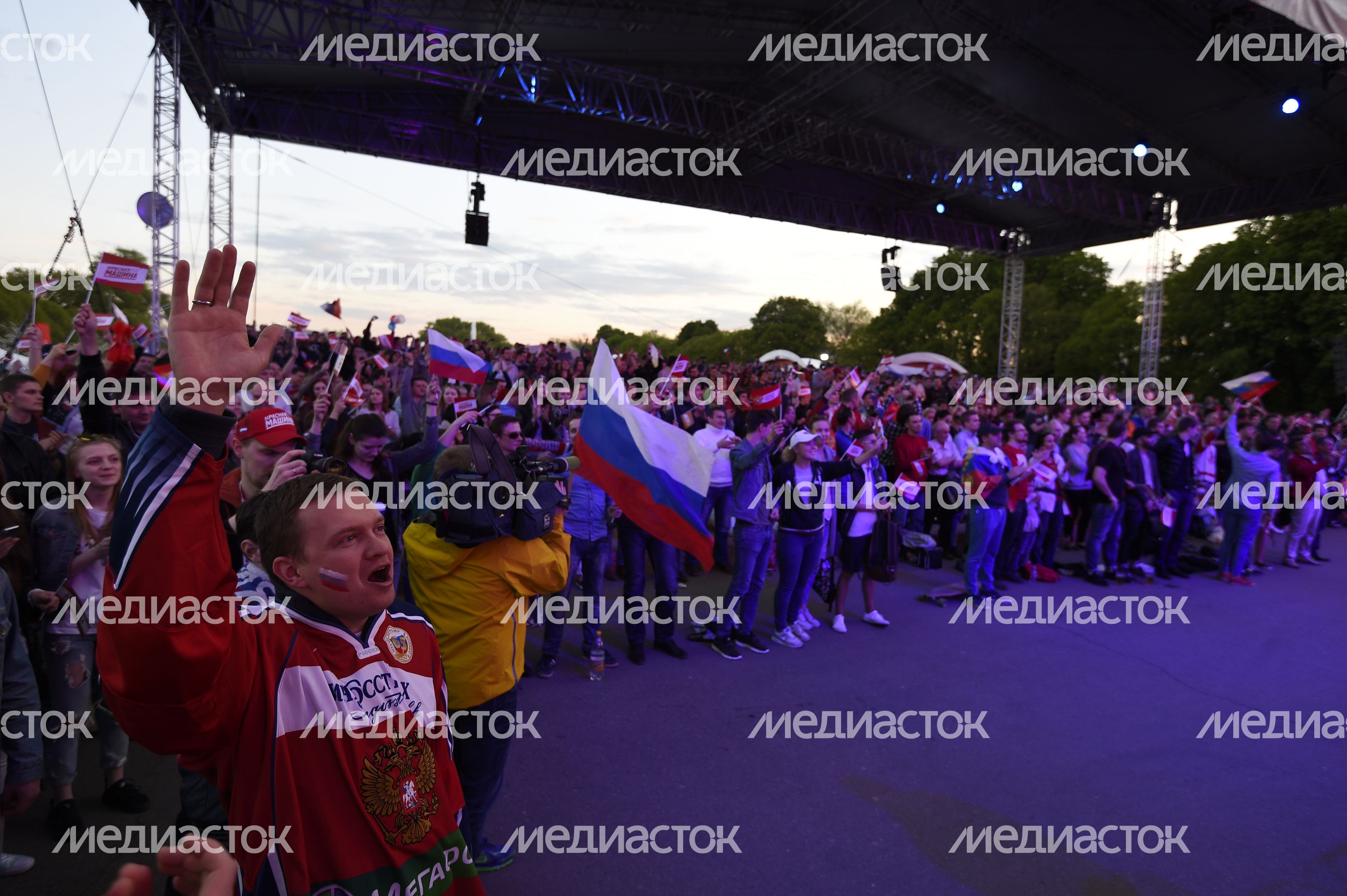 Фан-зона чемпионата мира по хоккею в Москве