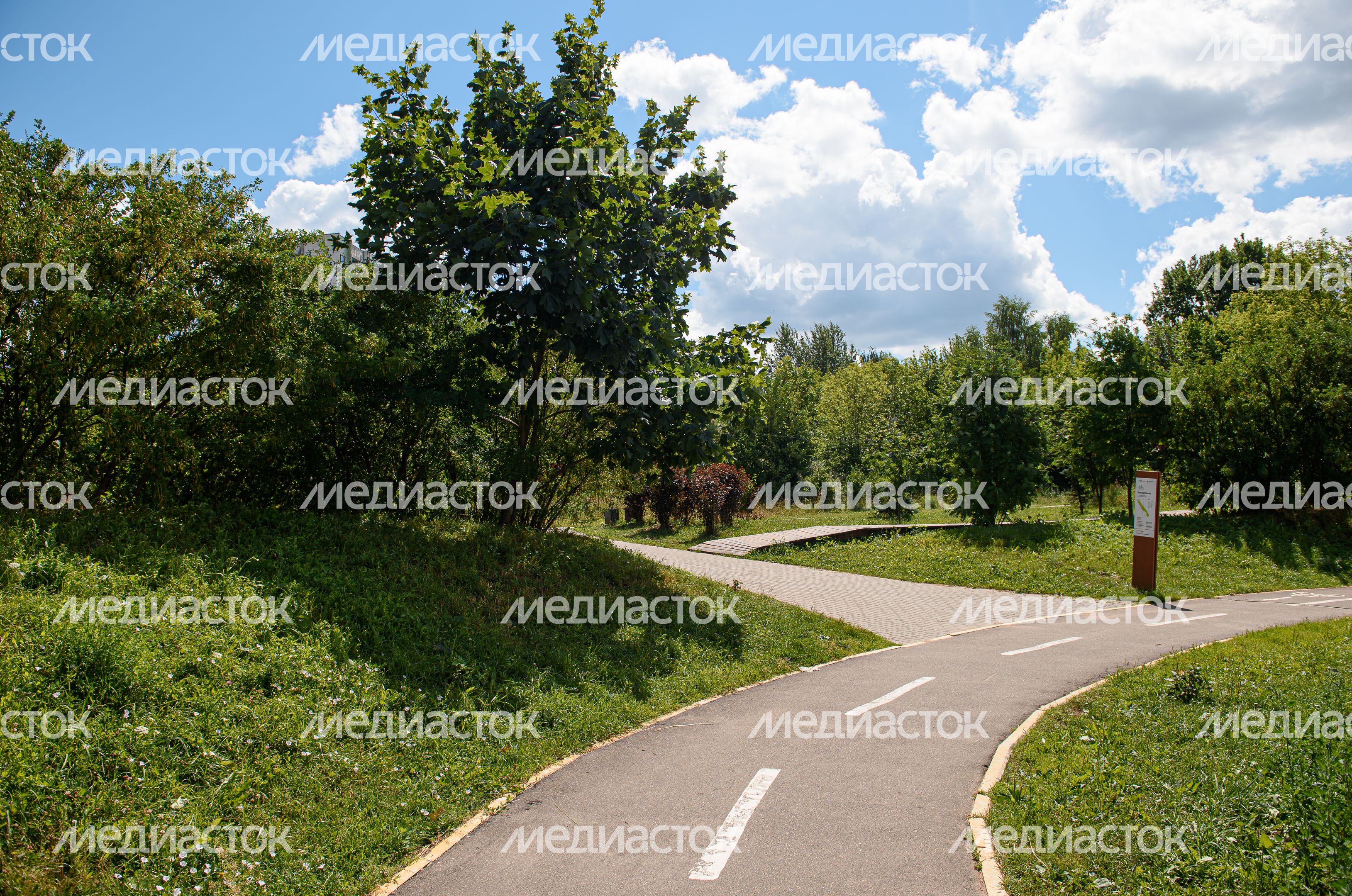 Летние виды Парка Экоберег