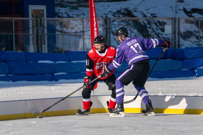 Турнир по уличному хоккею POND HOCKEY в Красногорске