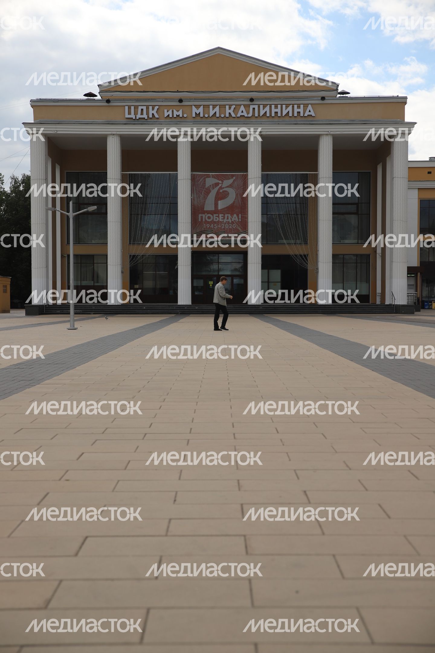 Сквер Космонавтов Сквер Космонавтов