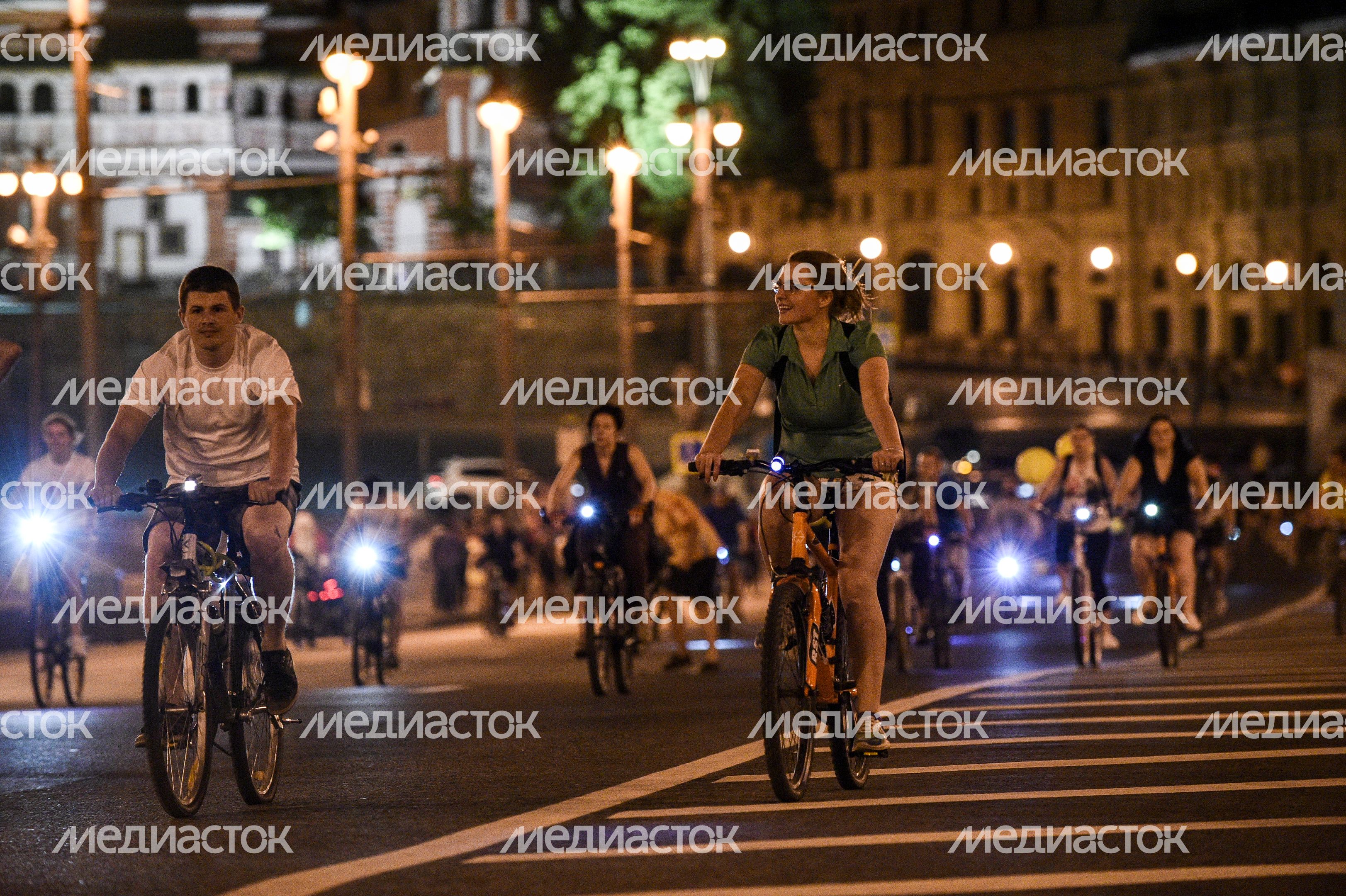 Второй ночной велопарад в Москве