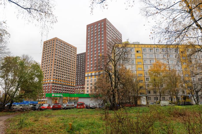 Виды города Котельники осенью