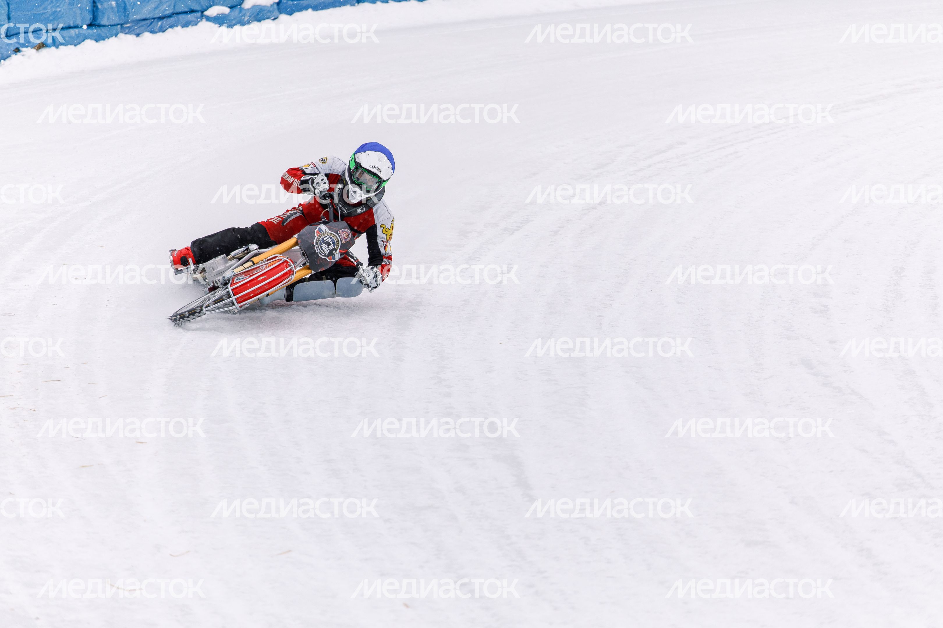 VI этап личного чемпионата России по гонкам на льду в Красногорске