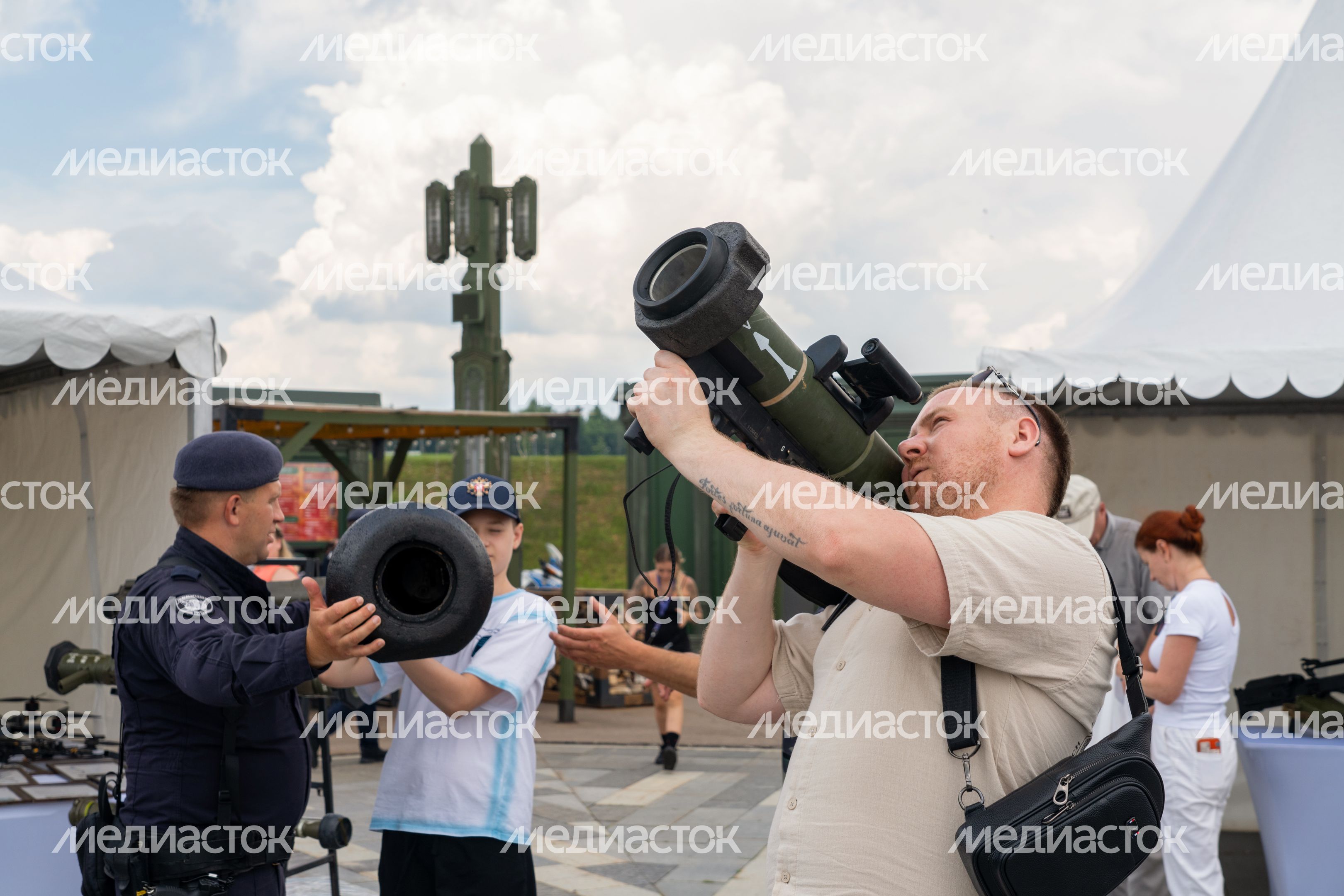 Проект «Проведи один день с полицией Подмосковья» в Центральном парке «Патриот» Одинцовского округа Проект «Проведи один день с полицией Подмосковья» в Центральном парке «Патриот» Одинцовского округа