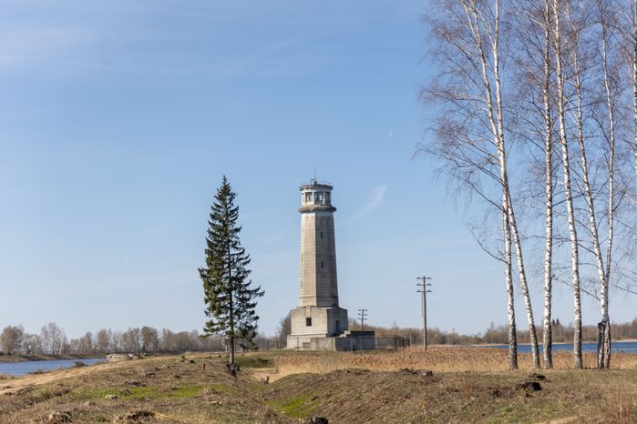 Большой Волжский маяк