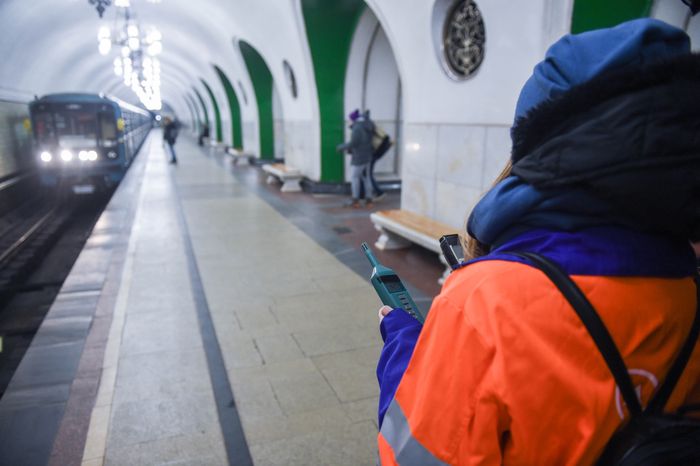 Проверка воздуха в Московском метрополитене
