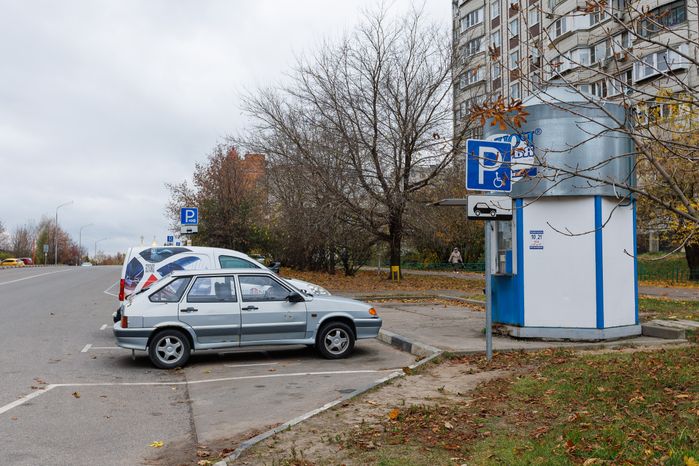 Платная парковка в Дзержинском на улице Угрешской